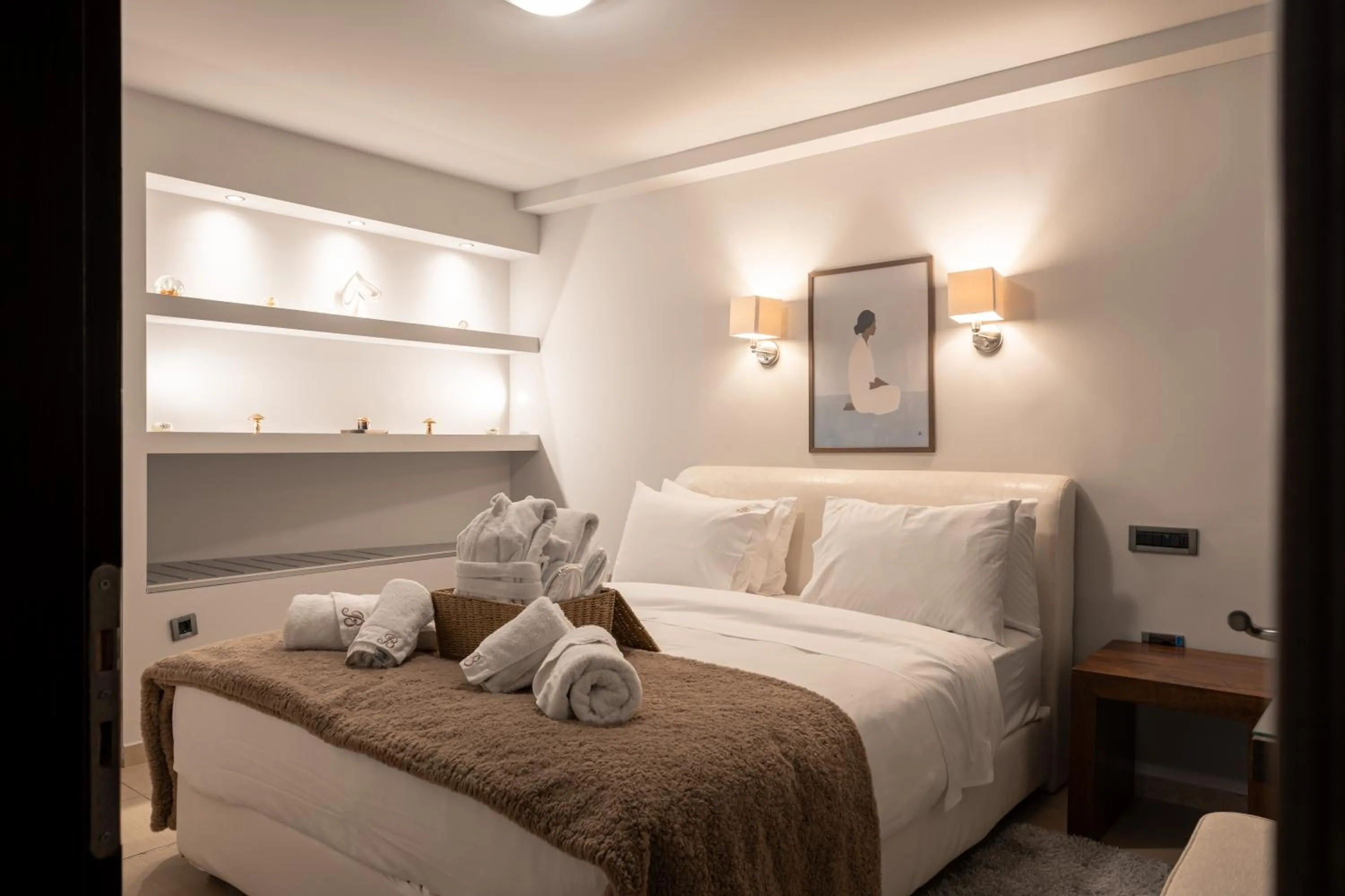 Bed in Vathyskia Guesthouse