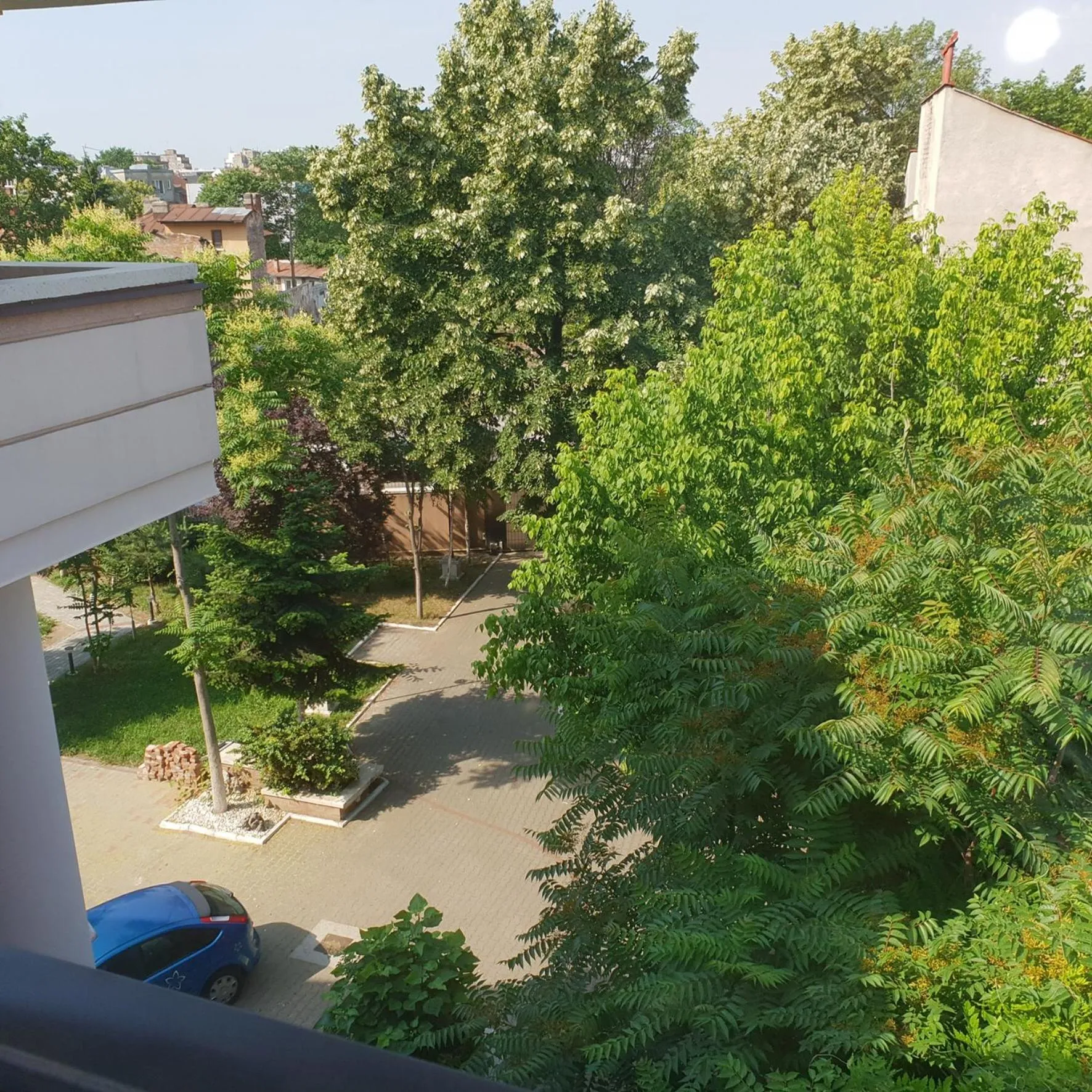 Spring in Francesca Residence