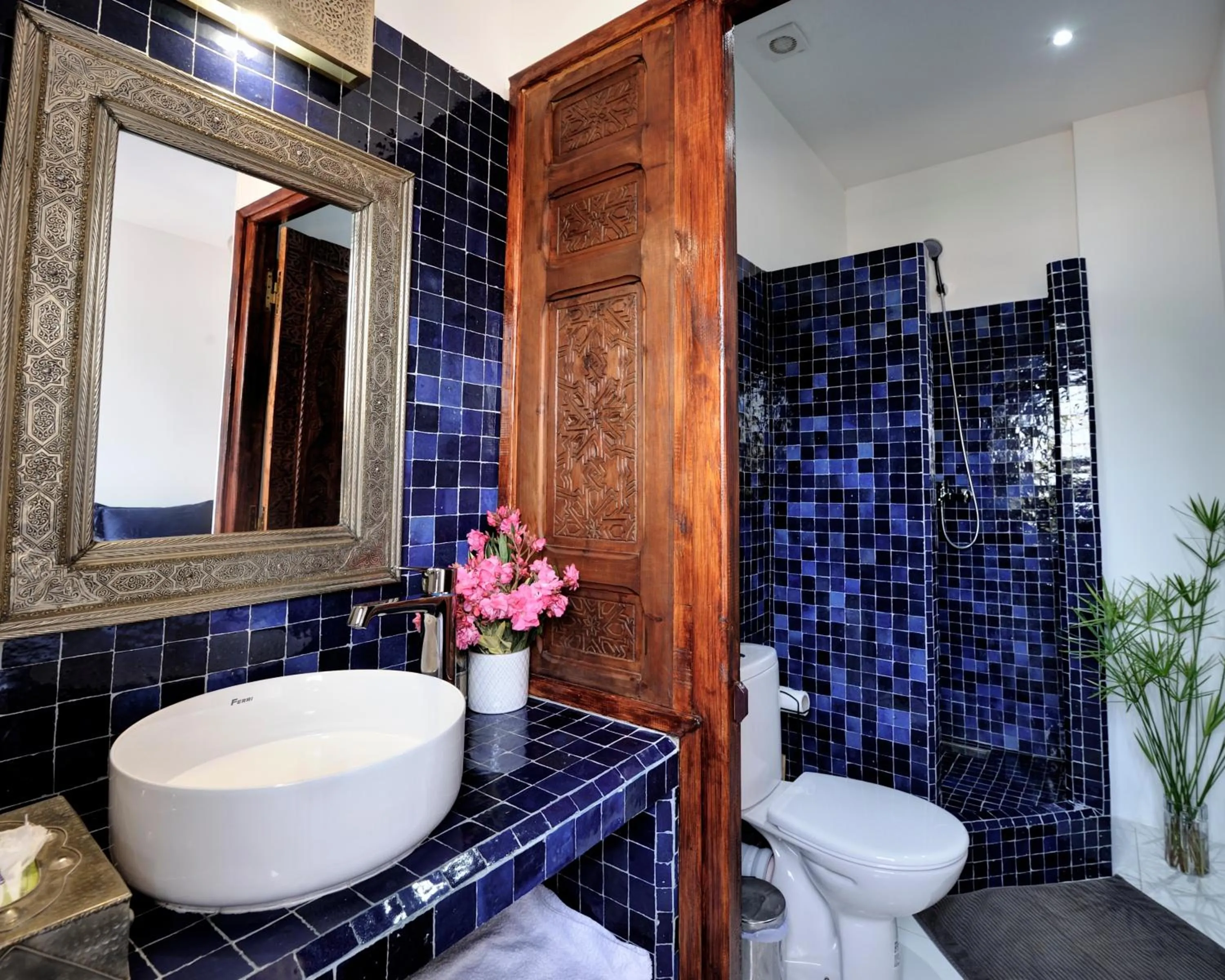 Bathroom in LHOSTEL à Casablanca