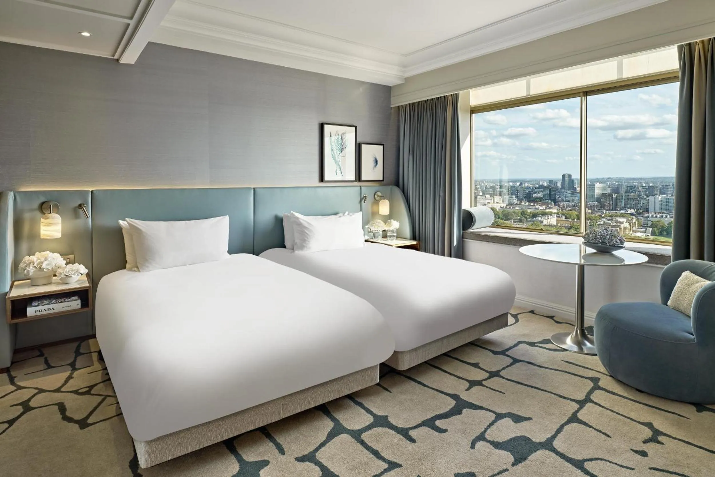 Bed in London Hilton on Park Lane