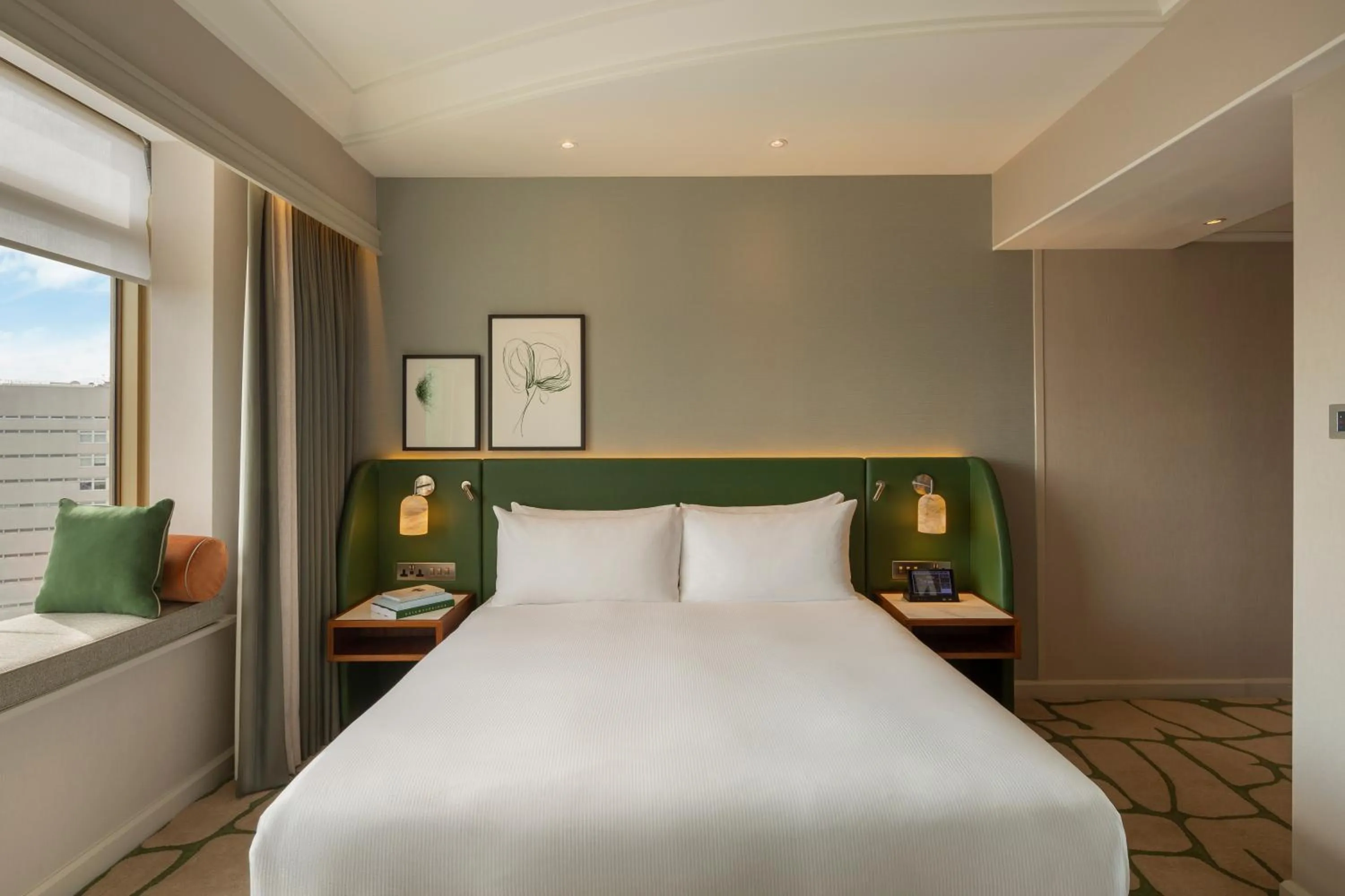 Bed in London Hilton on Park Lane