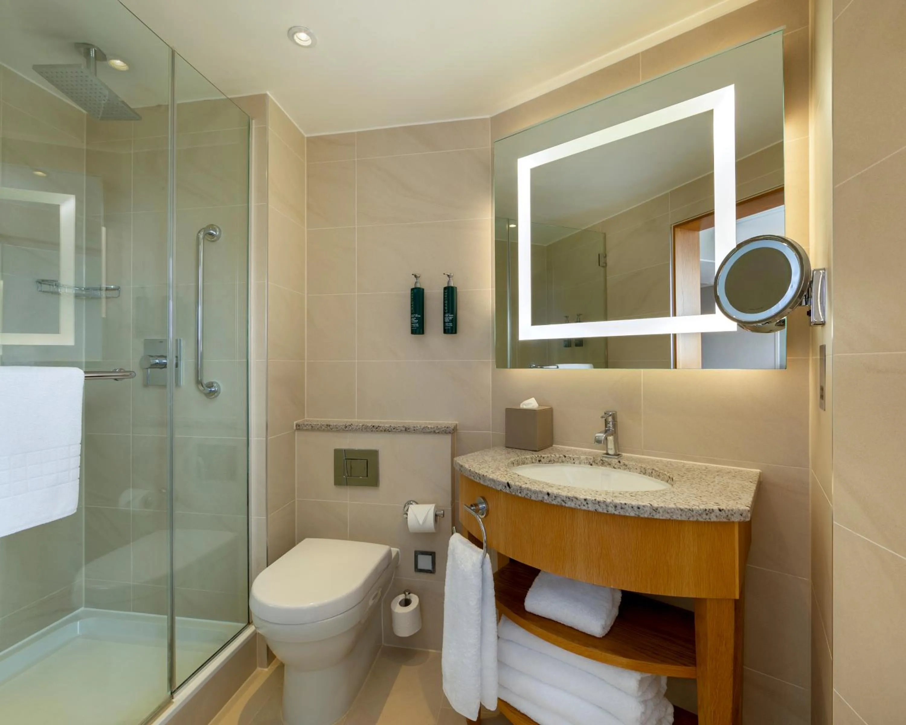 Bathroom in London Hilton on Park Lane