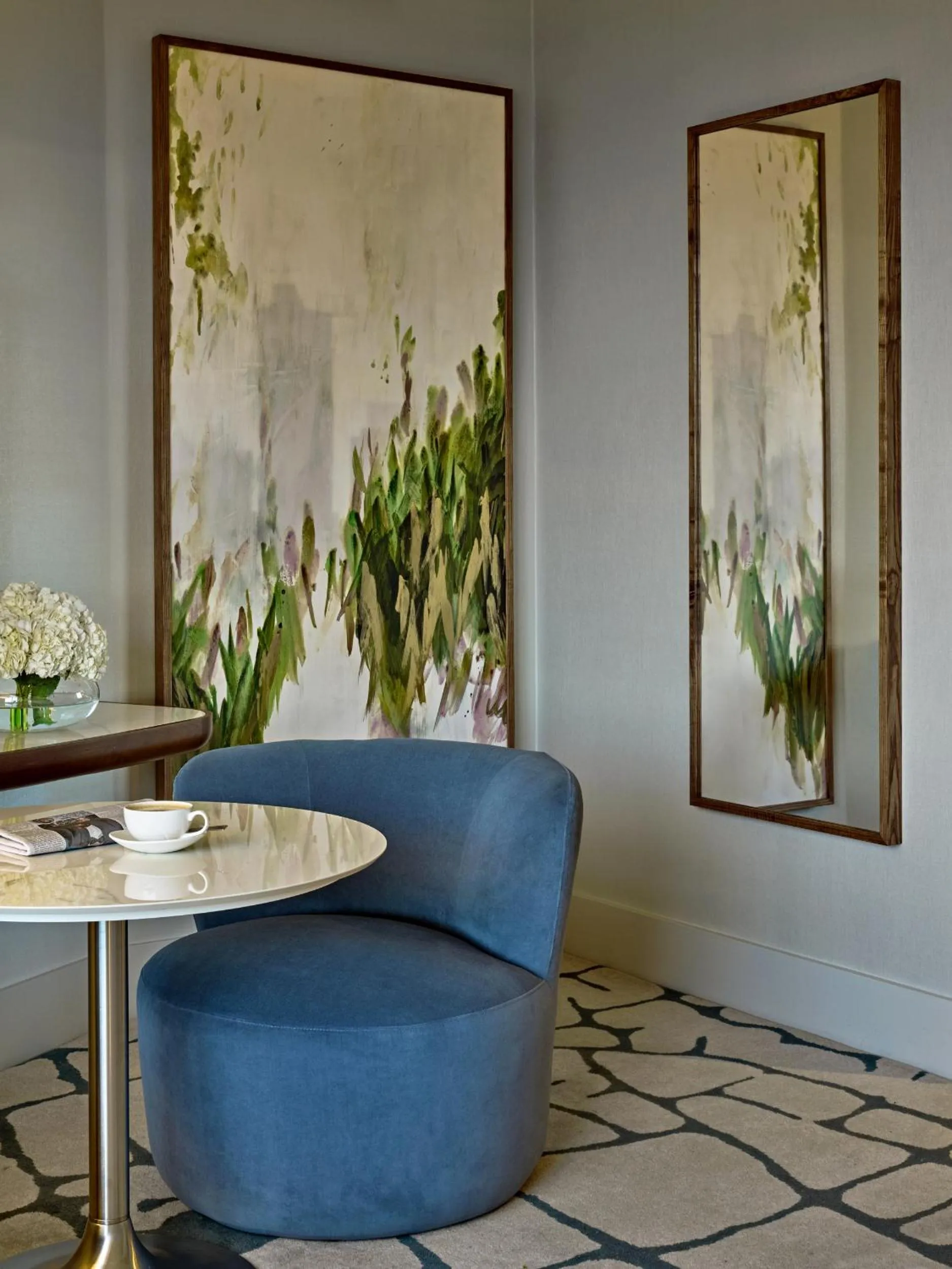 Seating area in London Hilton on Park Lane