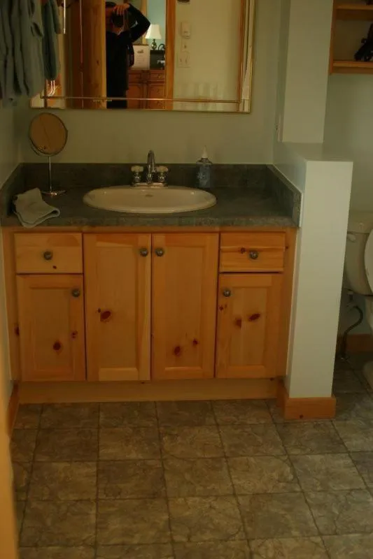 Bathroom in Sunny Rock Bed & Breakfast