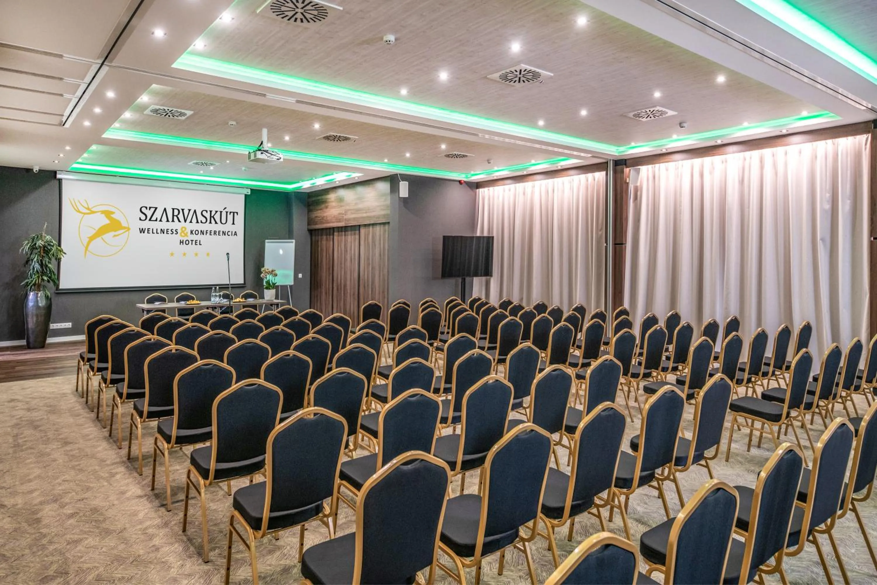 Meeting/conference room in Szarvaskút Hotel