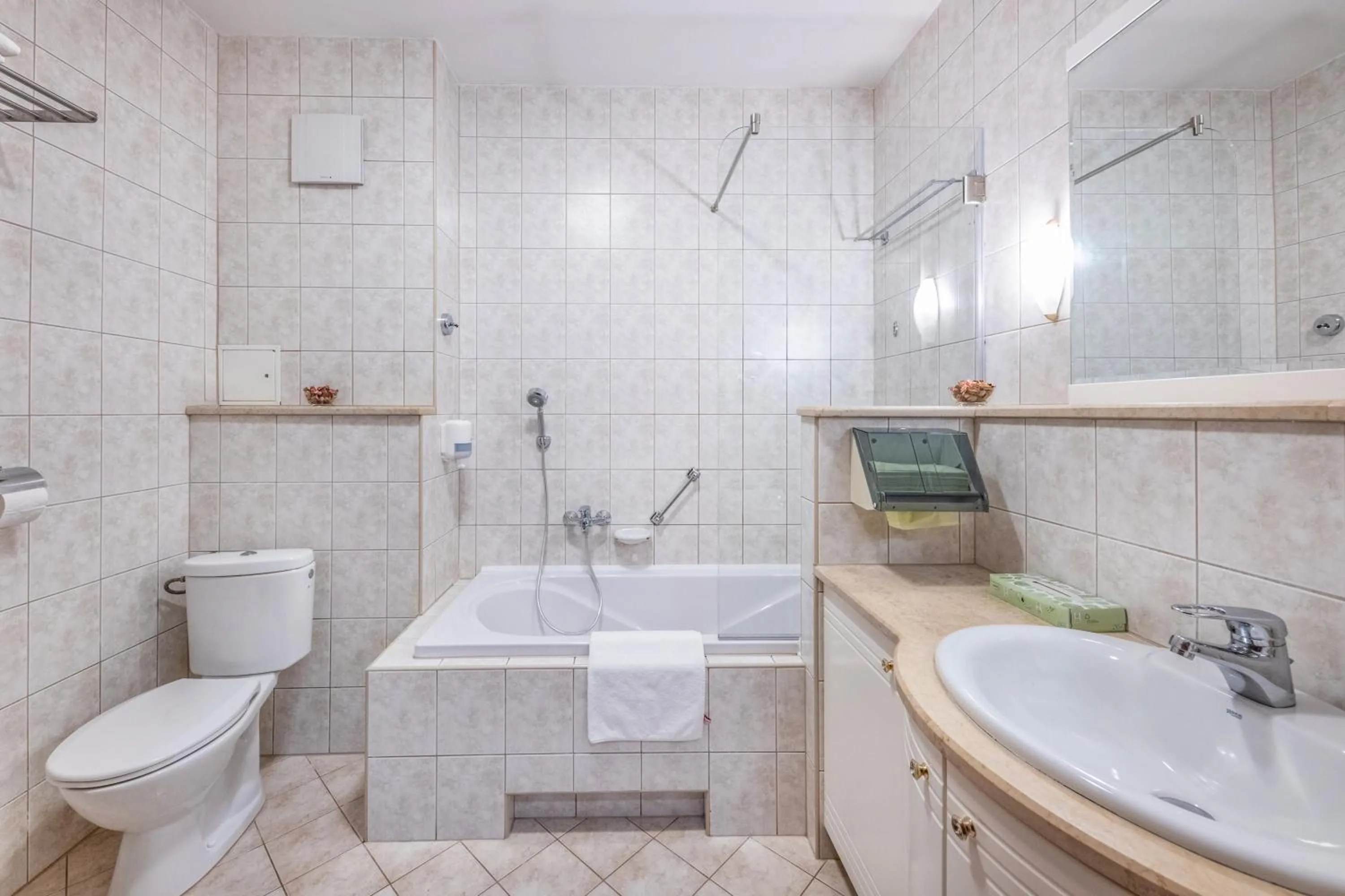 Bathroom in Szarvaskút Hotel