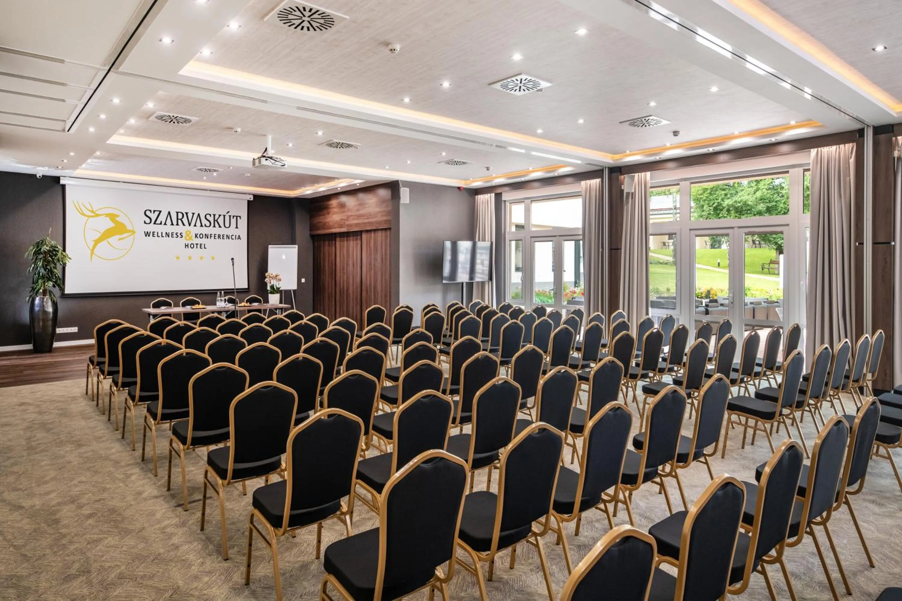 Meeting/conference room in Szarvaskút Hotel