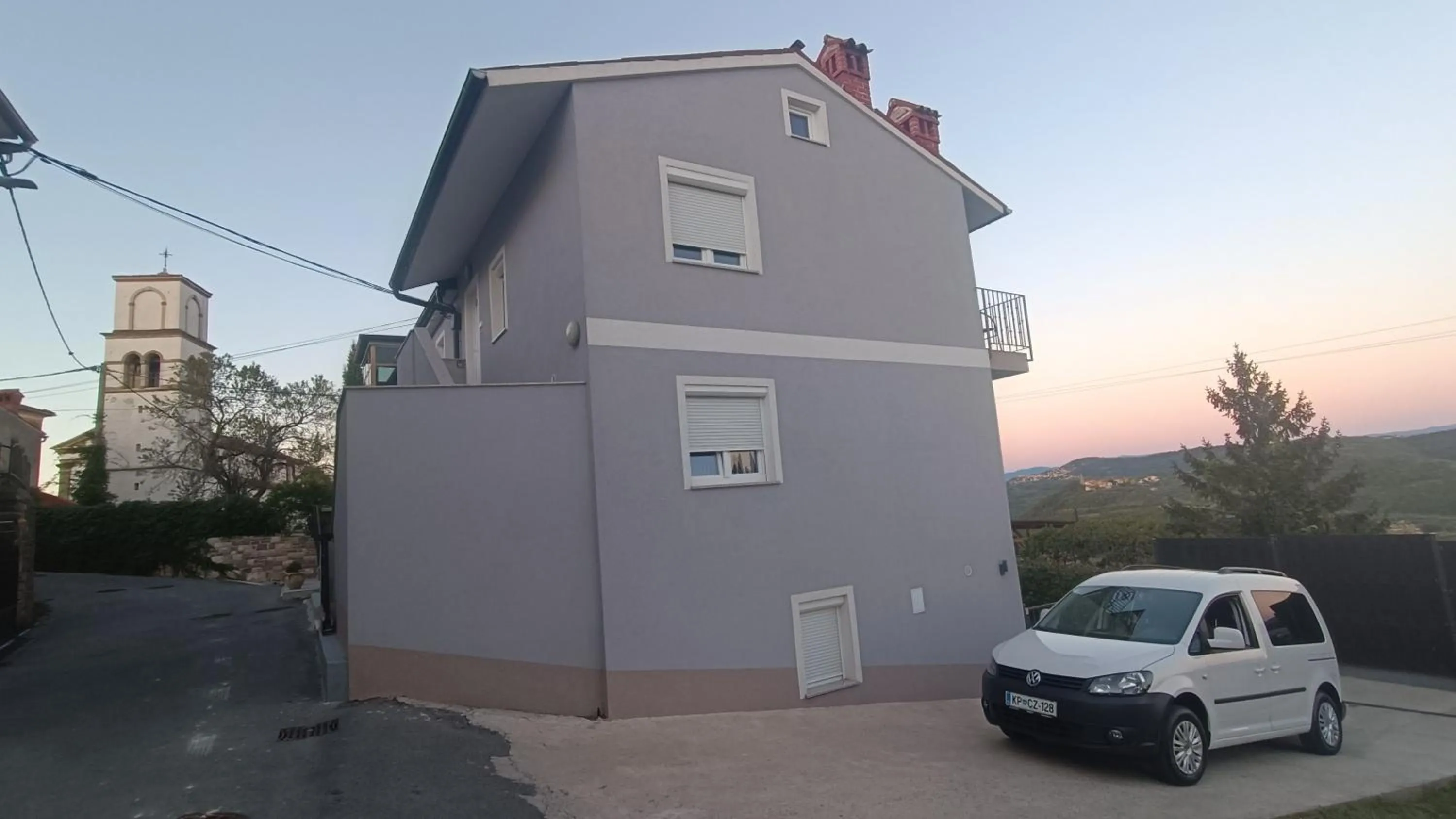 Apartmaji Hrvatin v Kortah