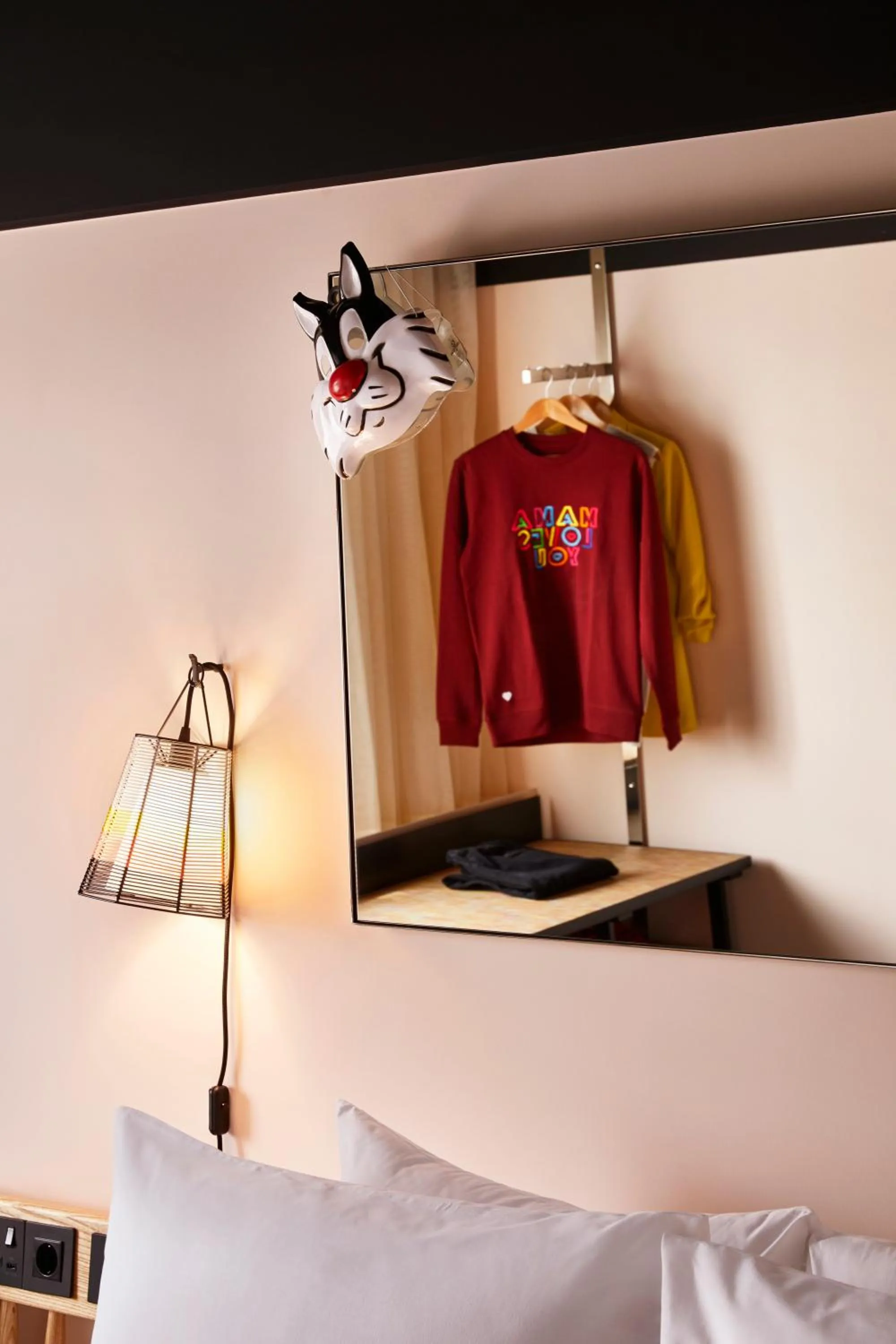 Bed in Mama Shelter London - Shoreditch