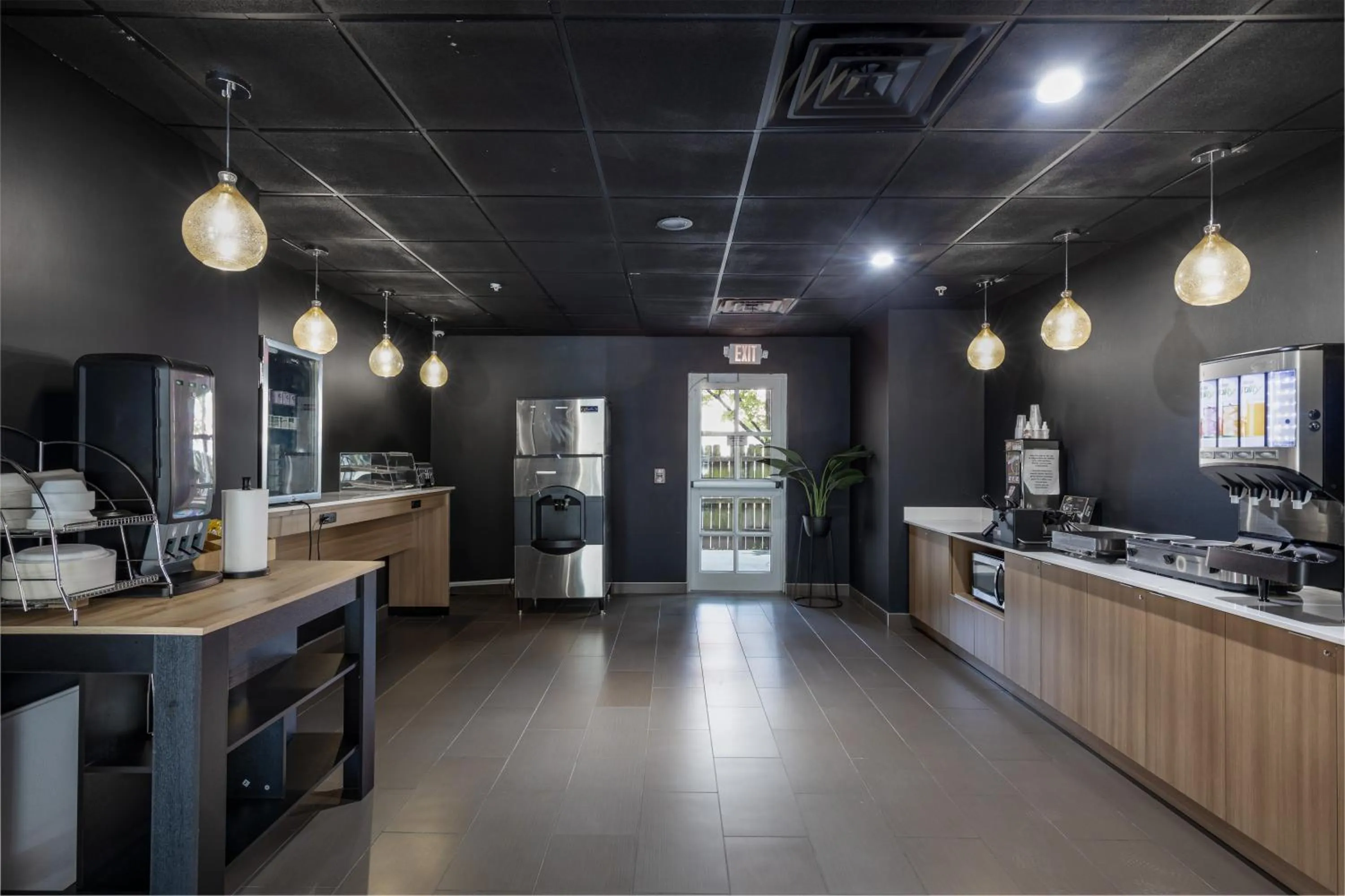 Coffee/tea facilities in The Block Hotel