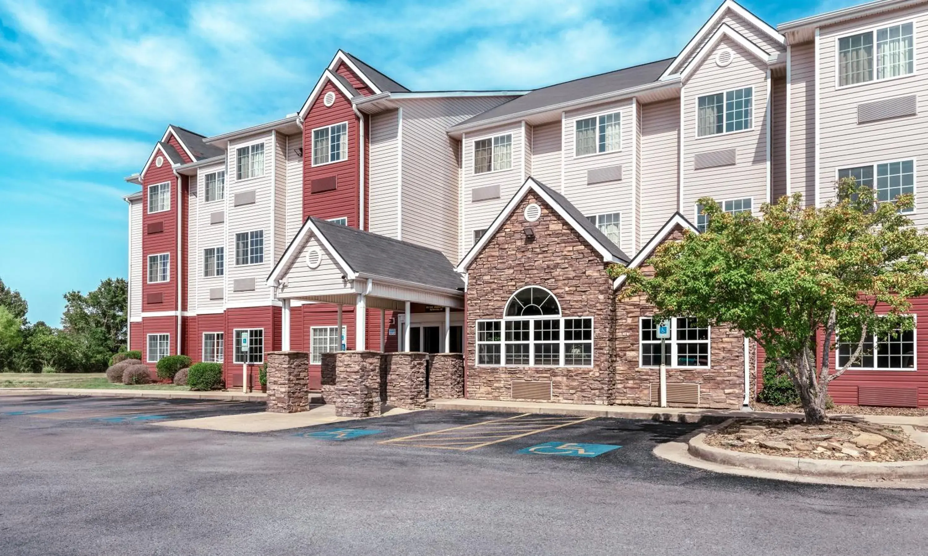 Property building in The Block Hotel Property building in The Block Hotel