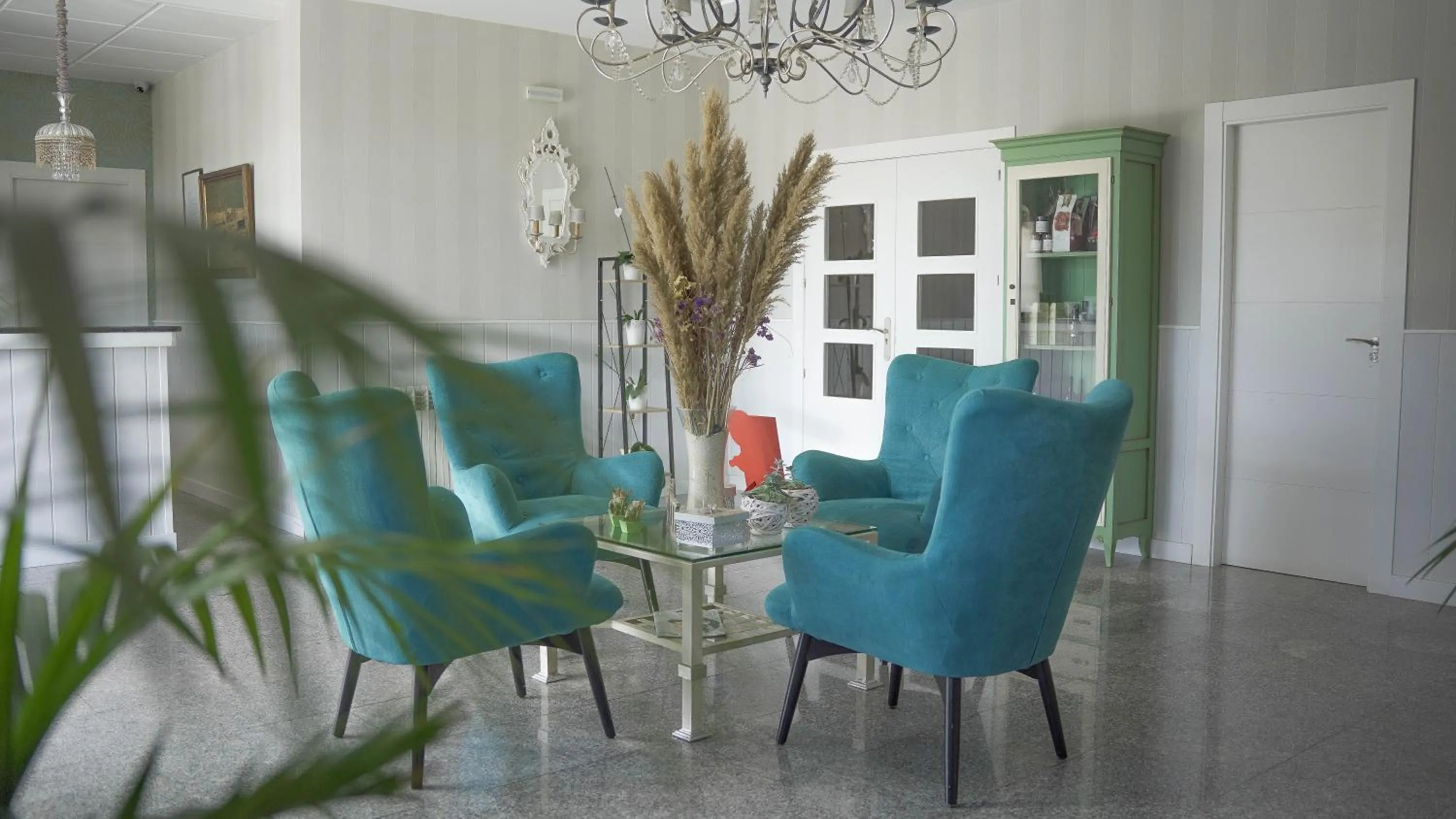 Lobby or reception in Hotel Restaurante Boabdil