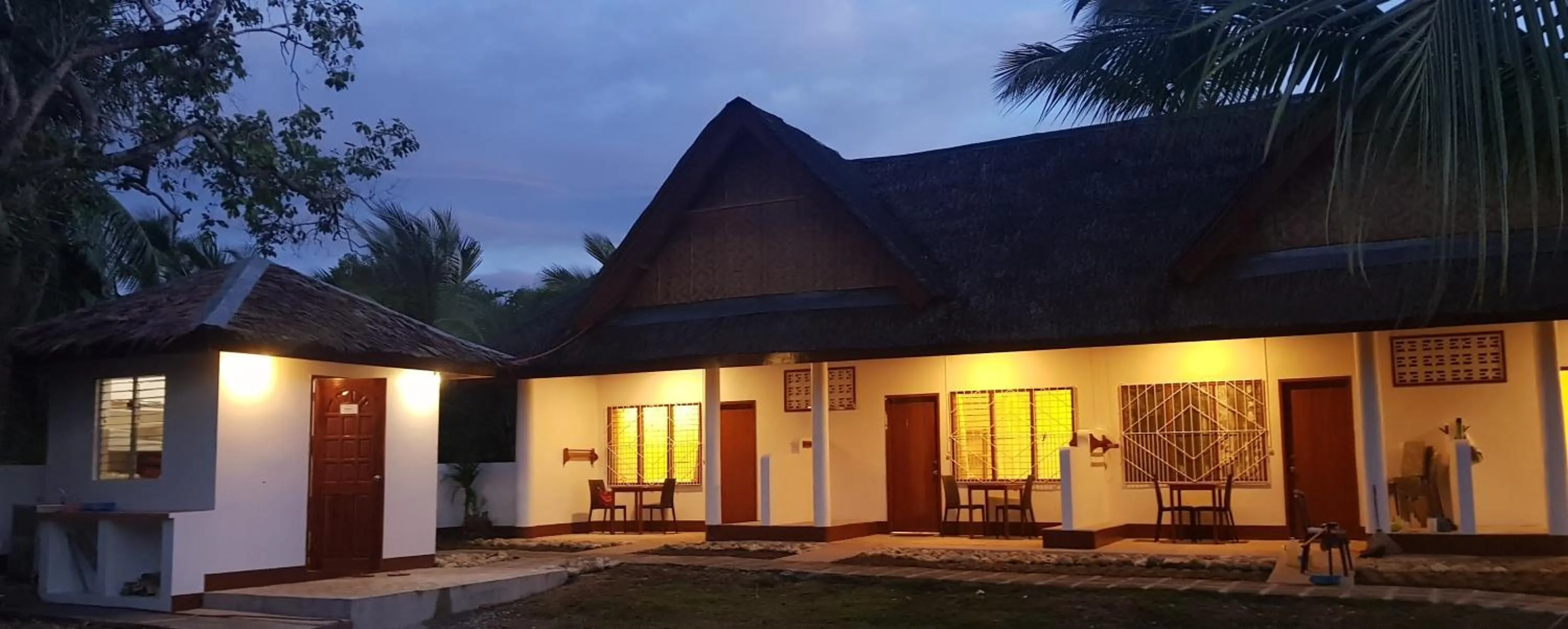 Property building in Divers Lodge Moalboal