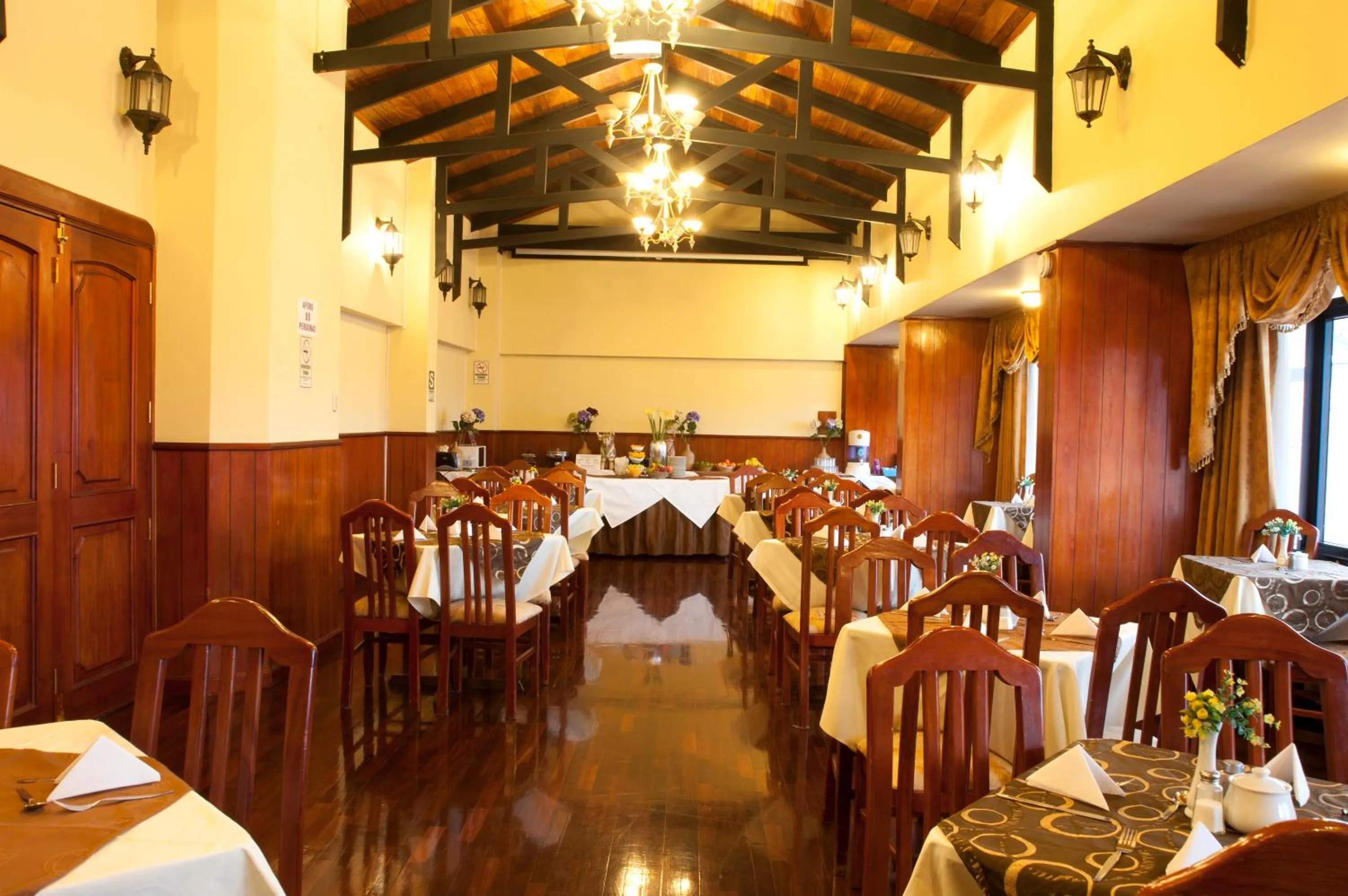 Restaurant/places to eat in Hotel Mabey Cusco