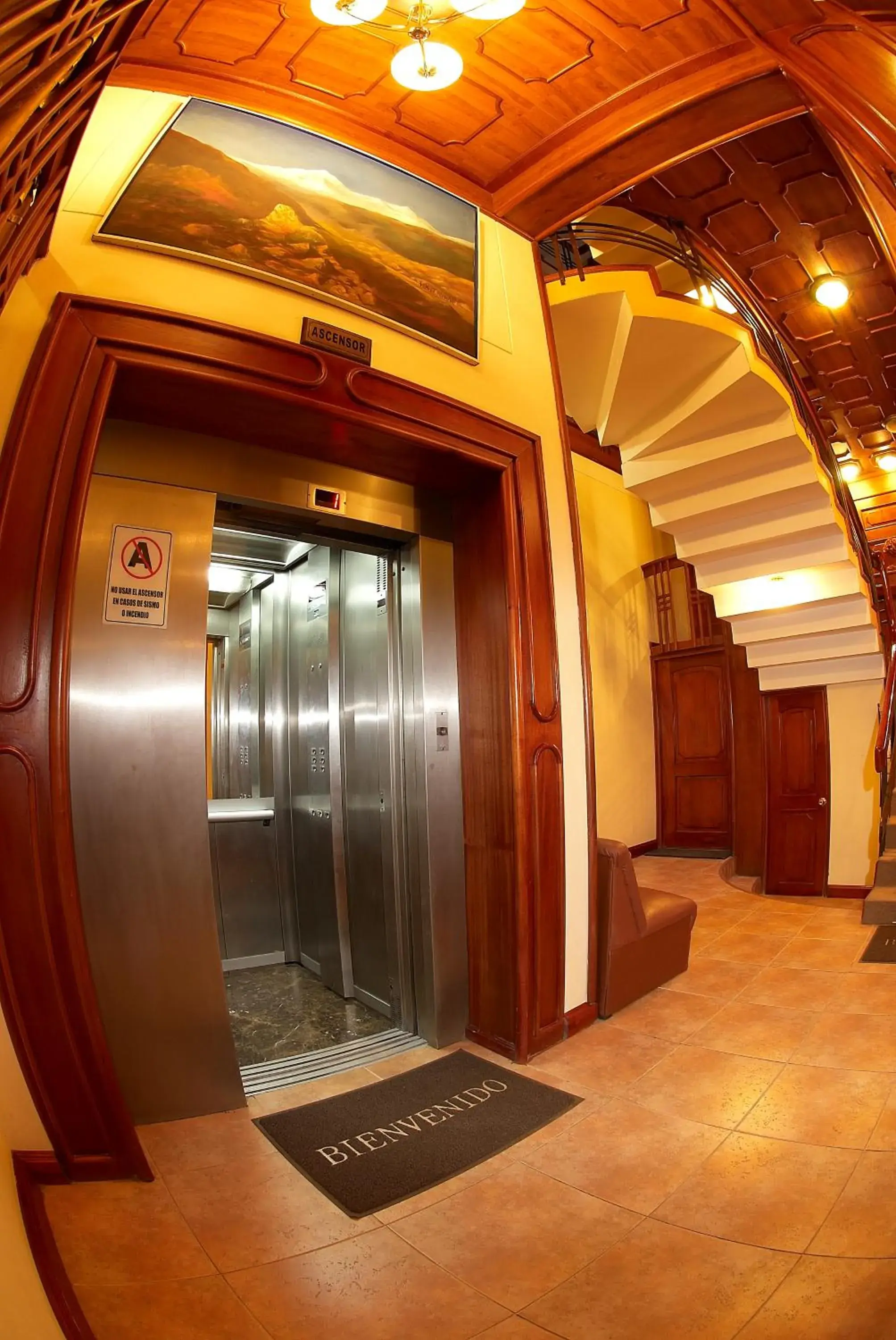 Lobby or reception in Hotel Mabey Cusco Lobby or reception in Hotel Mabey Cusco