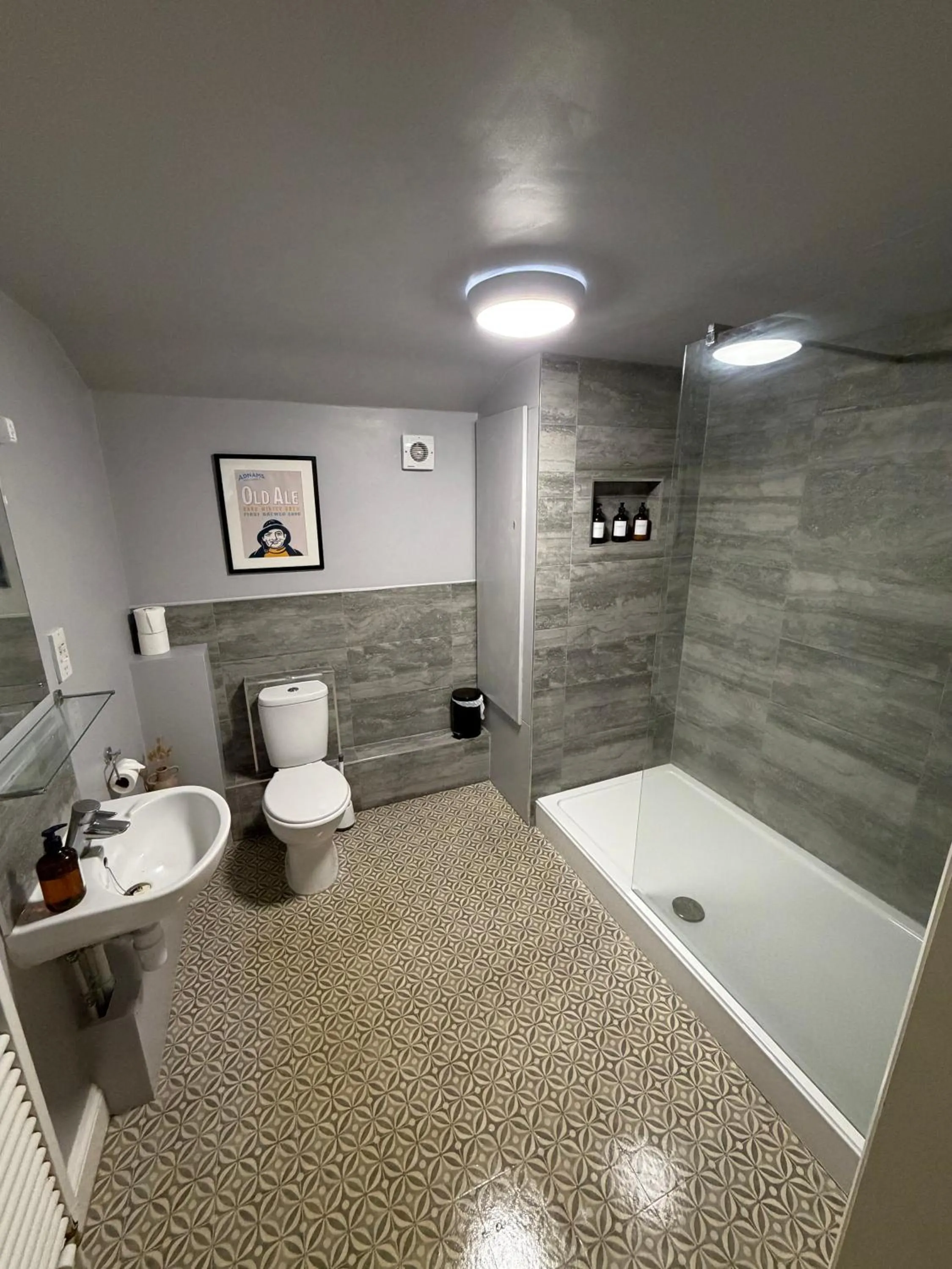 Bathroom in The Cherry Tree