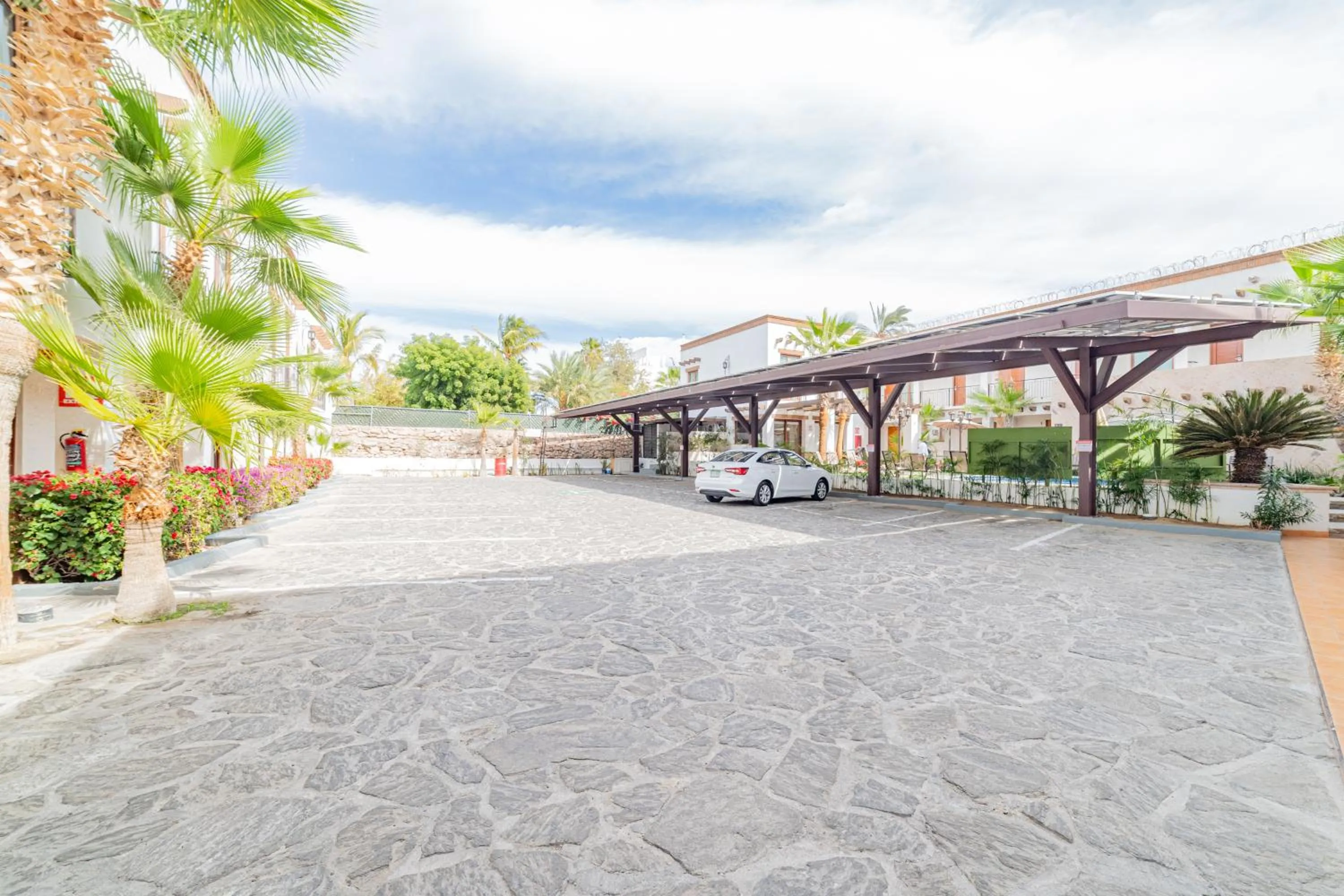 Parking in Seven Crown La Paz Centro Historico