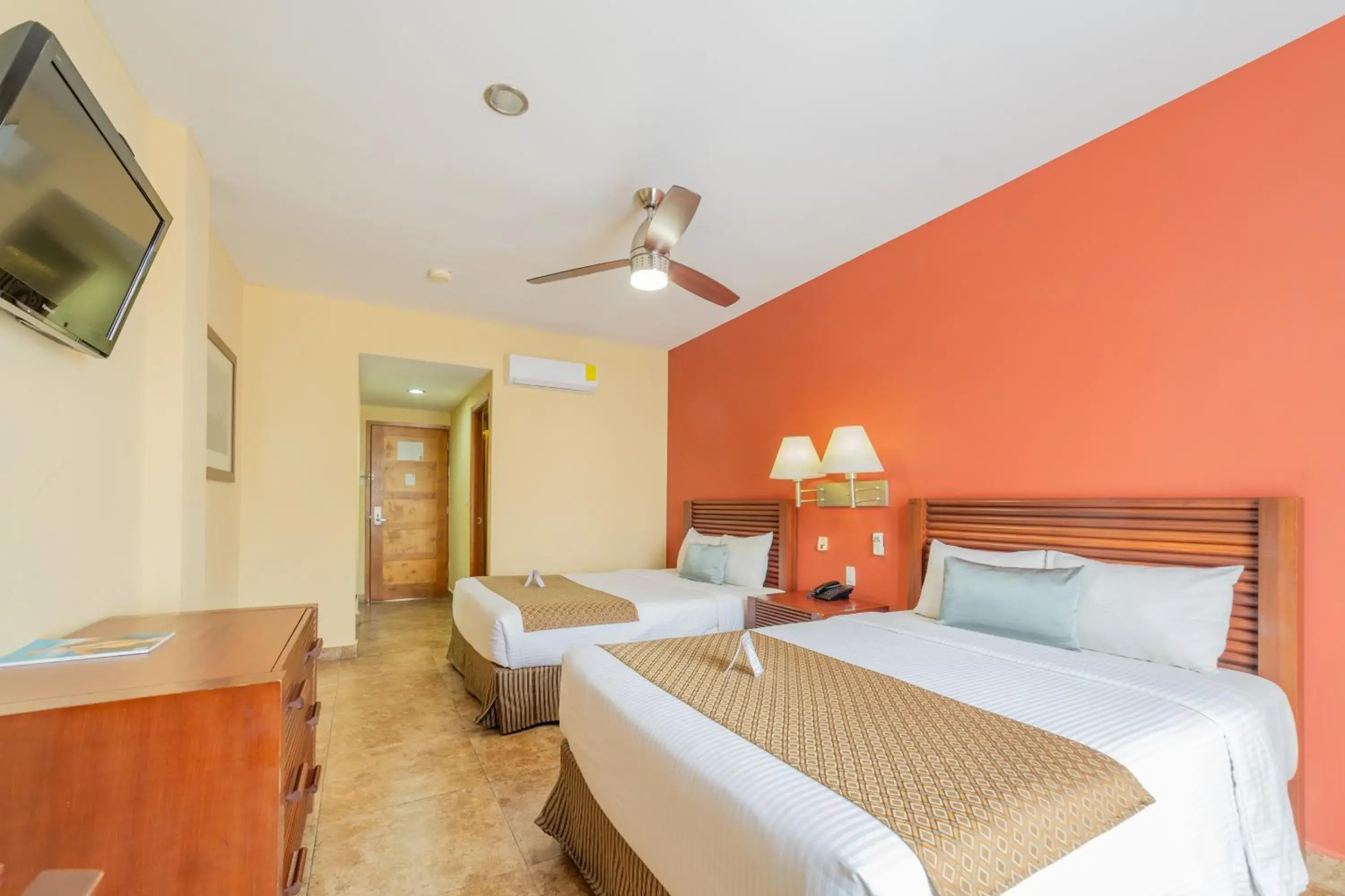 Decorative detail, Bed in Seven Crown La Paz Centro Historico Decorative detail, Bed in Seven Crown La Paz Centro Historico