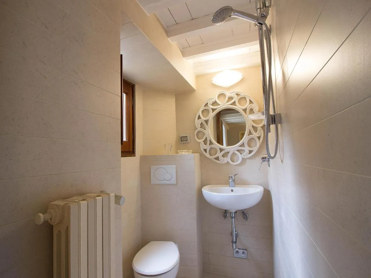 Toilet in Your Florence