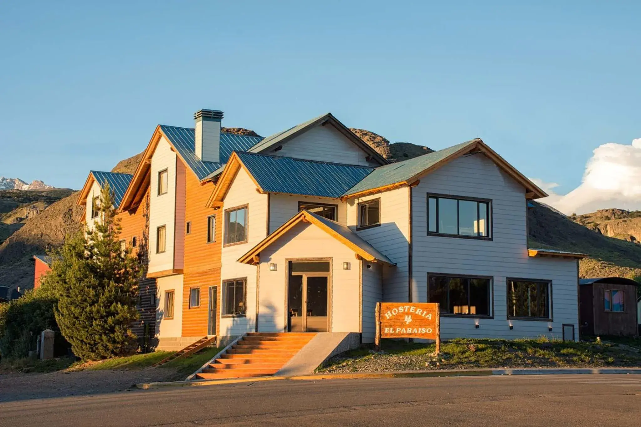 Facade/entrance in Hosteria El Paraiso Facade/entrance in Hosteria El Paraiso