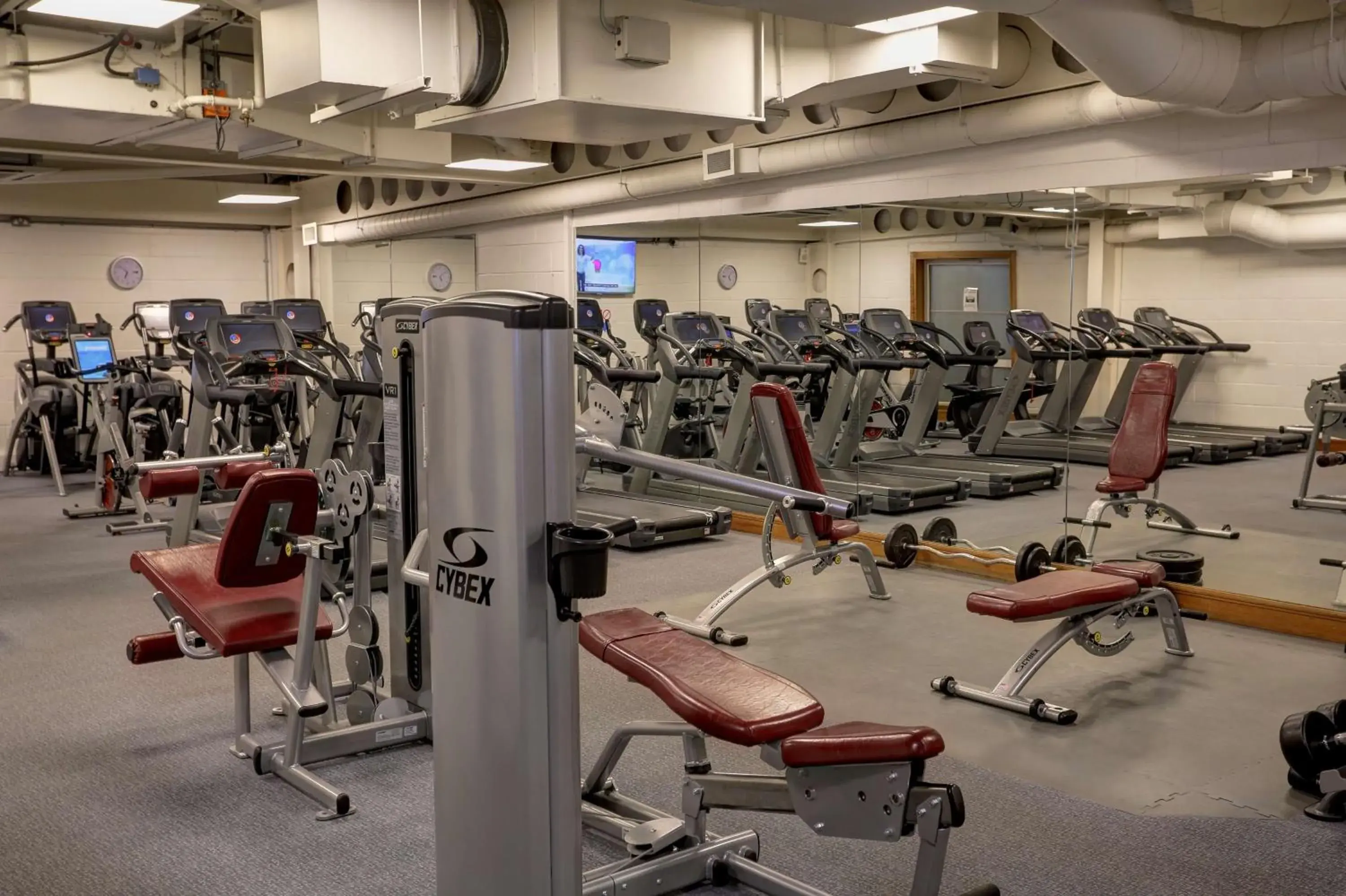 Fitness centre/facilities in Best Western Kings Manor Fitness centre/facilities in Best Western Kings Manor
