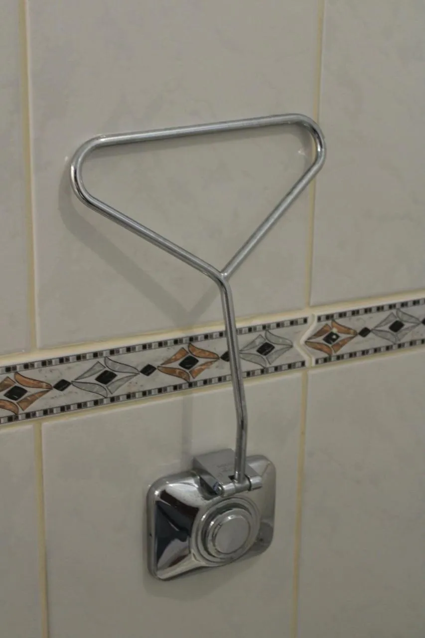 Shower in Hotel Residencial do Mirante