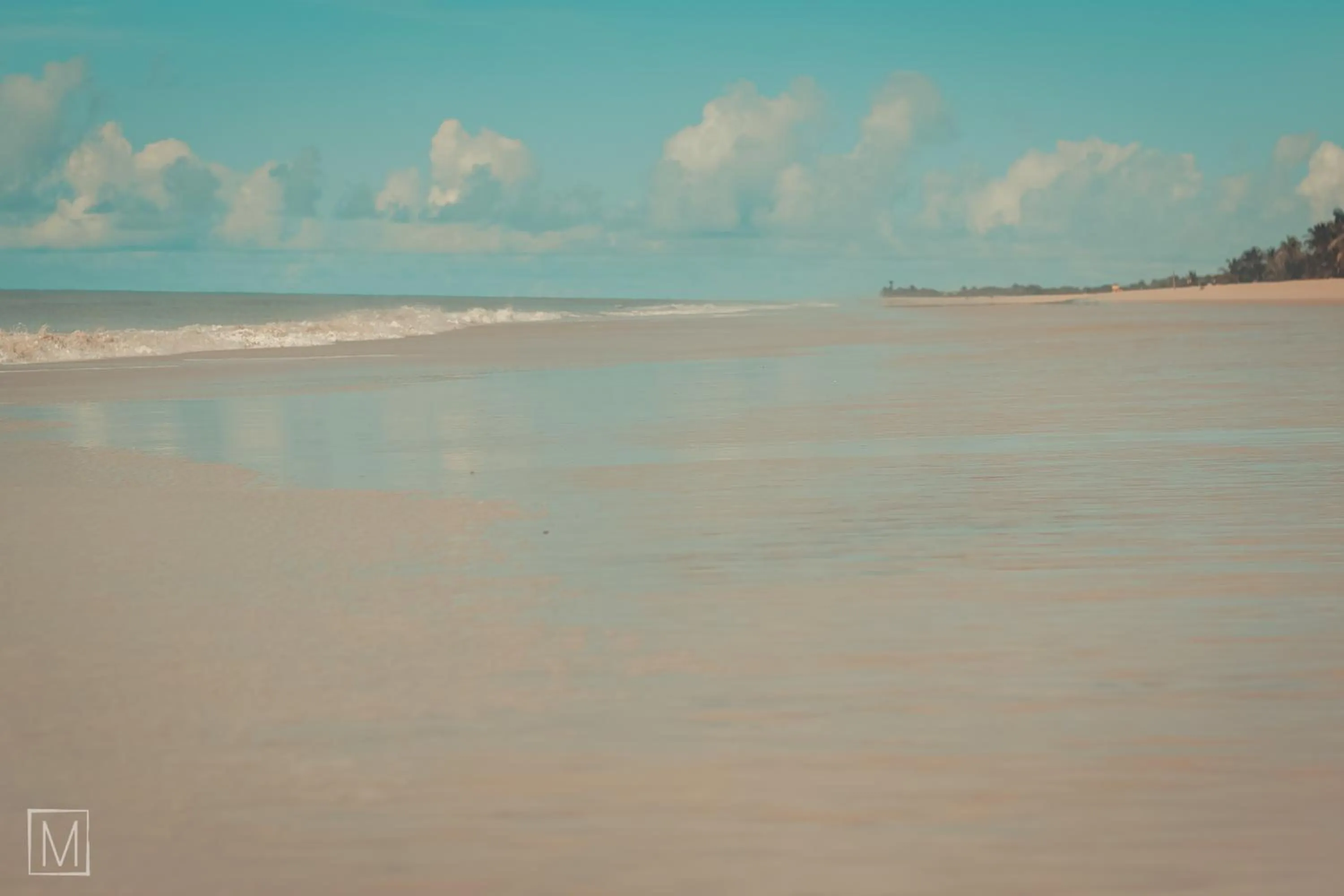 Beach in Hotel Residencial do Mirante