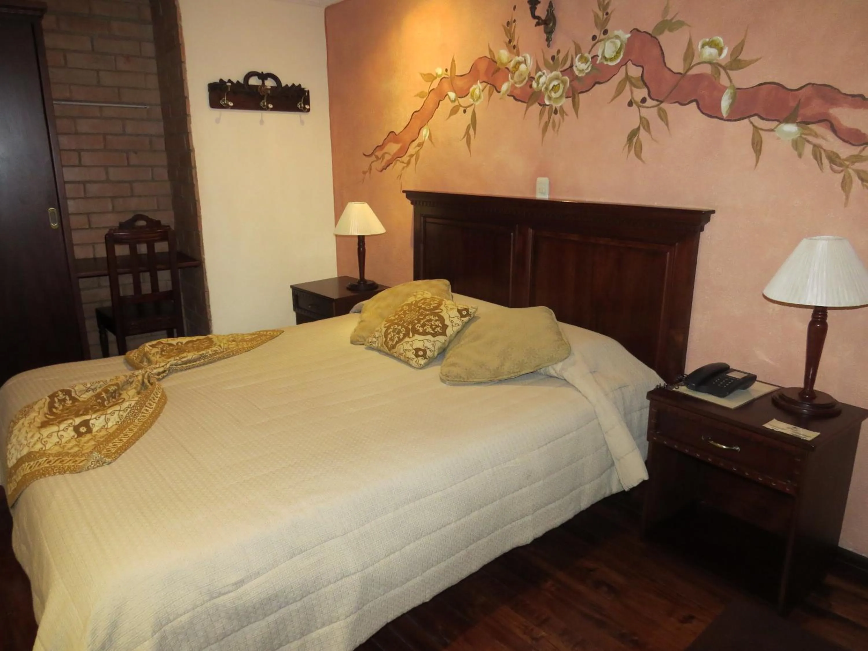Decorative detail, Bed in Hotel Casa San Rafael