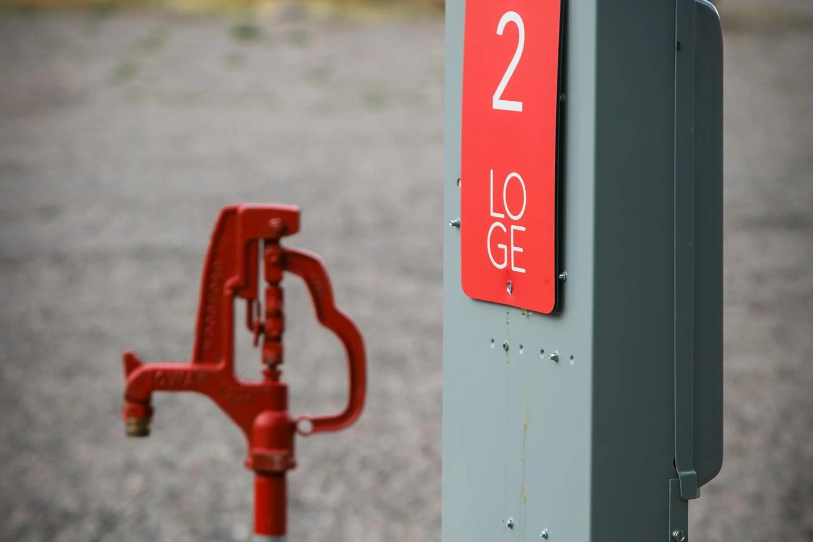 Day in LOGE Wolf Creek