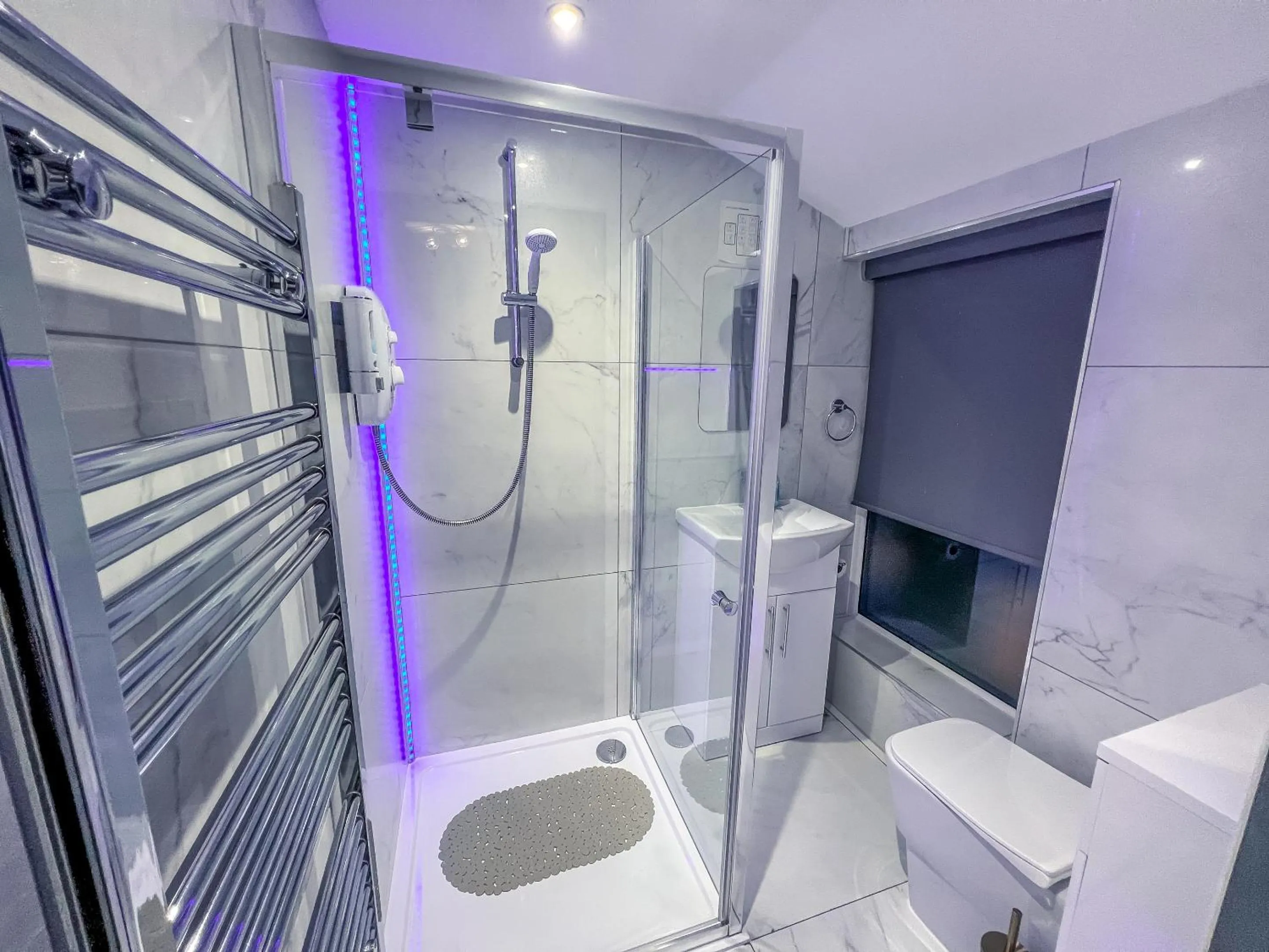 Bathroom in Twenty Hotel and Bar