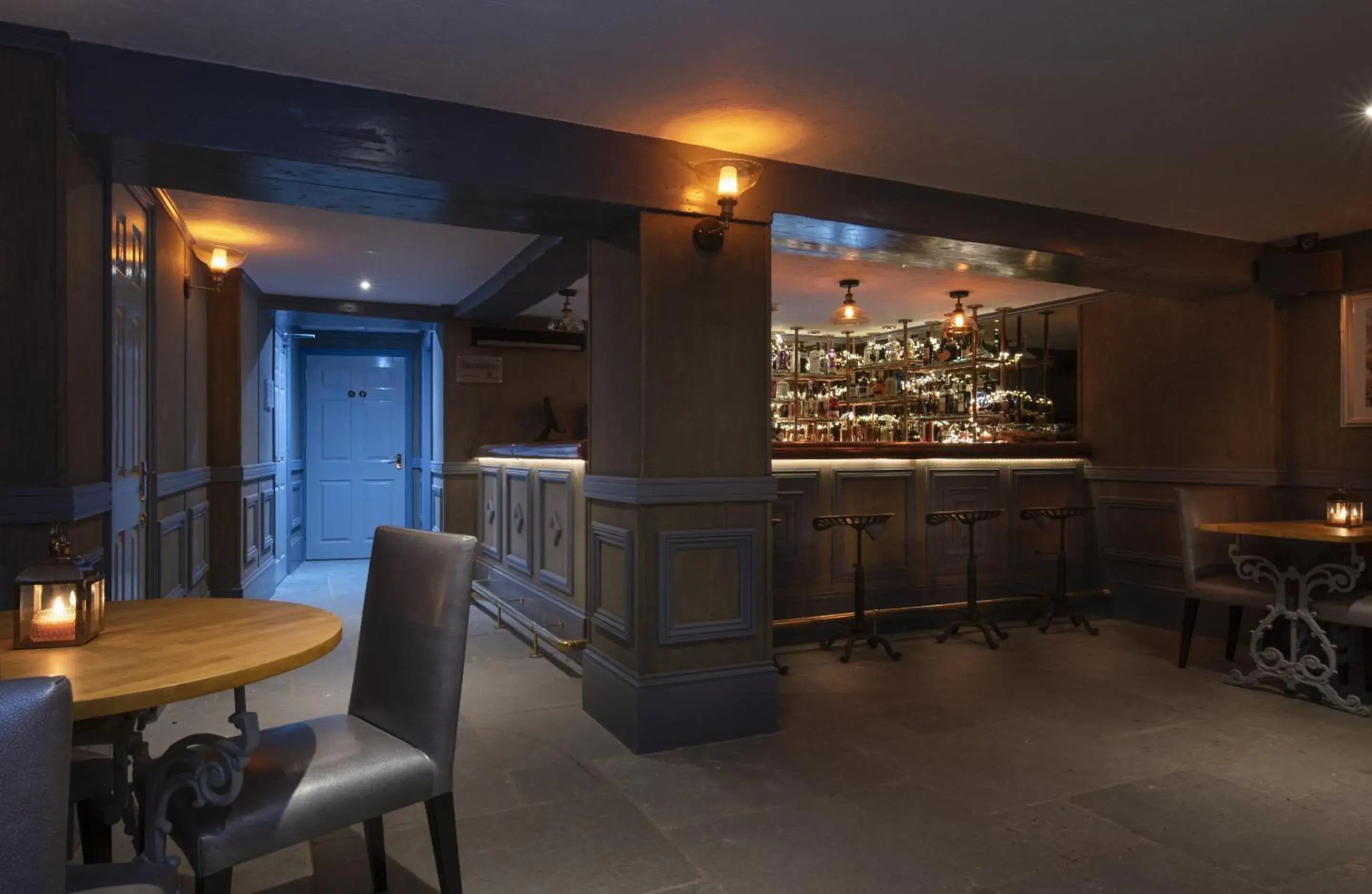 Lounge or bar in Twenty Hotel and Bar Lounge or bar in Twenty Hotel and Bar