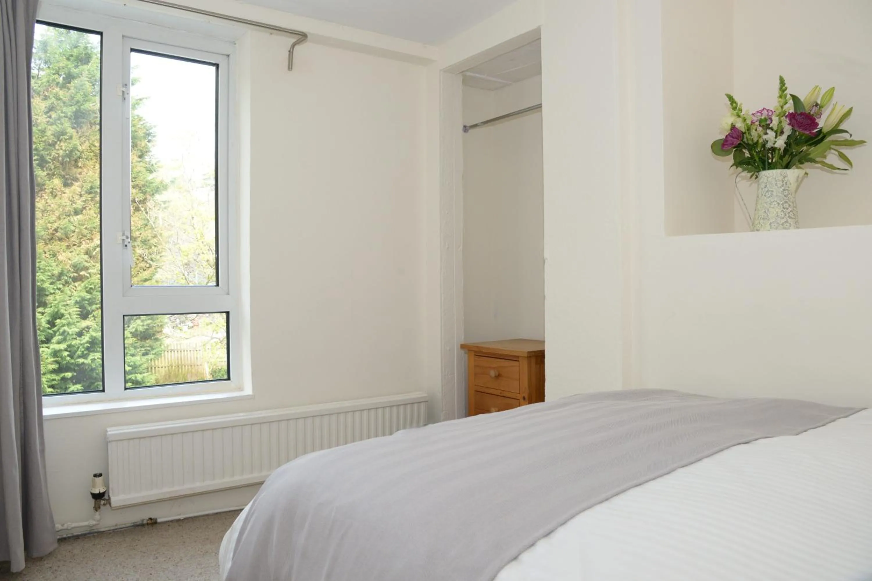 Double Room with Private Bathroom in Gallt y Glyn Hostel