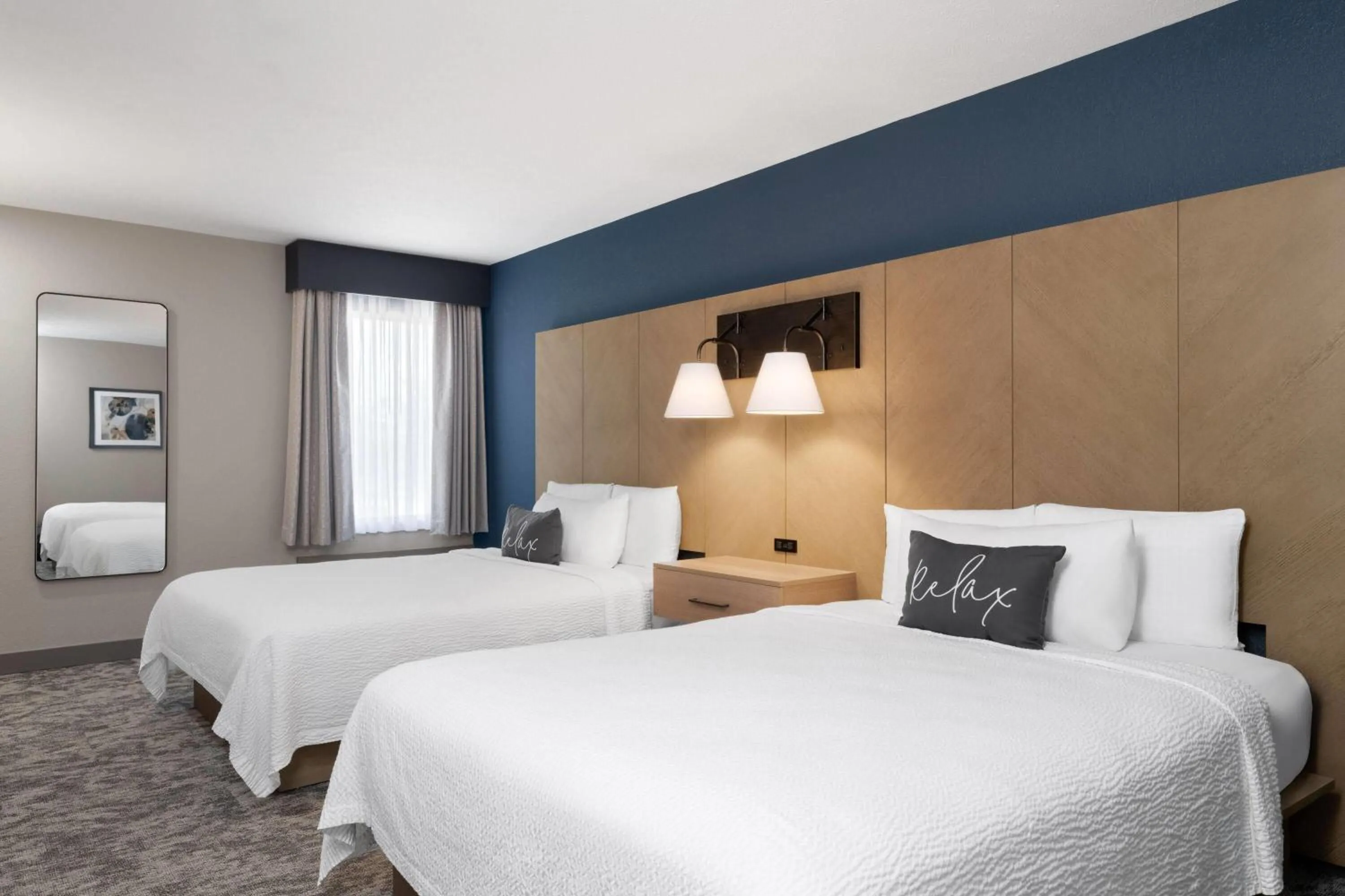 Photo of the whole room, Bed in Eastland Suites Hotel & Conference Ctr, Trademark by Wyndham