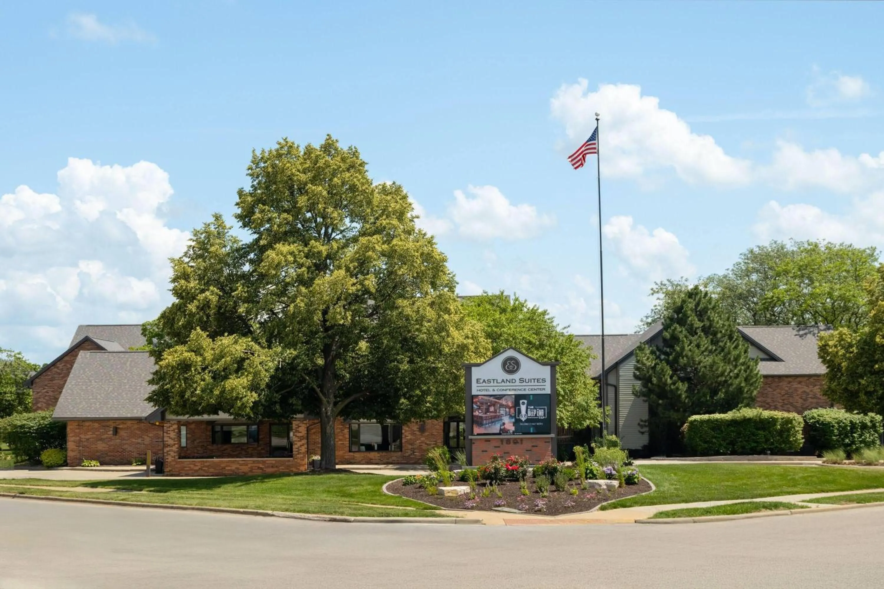 Property building in Eastland Suites Hotel & Conference Ctr, Trademark by Wyndham