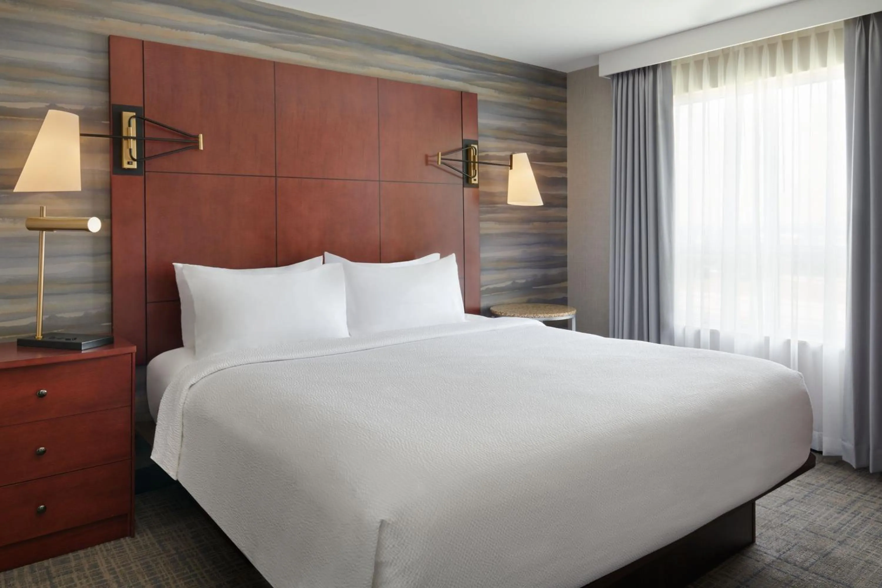Photo of the whole room, Bed in Residence Inn by Marriott Calgary Airport