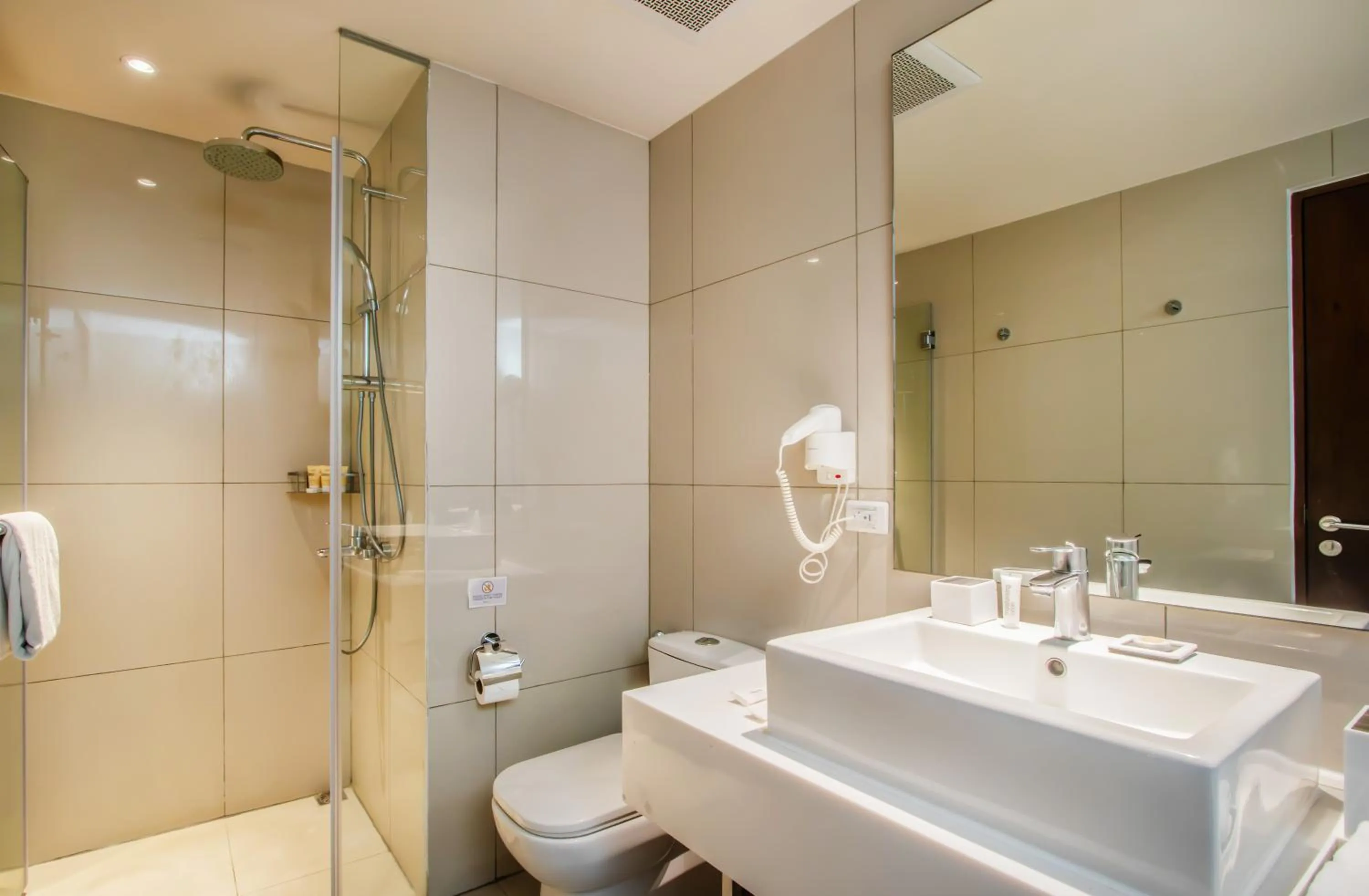 Bathroom in Quest Hotel Tagaytay