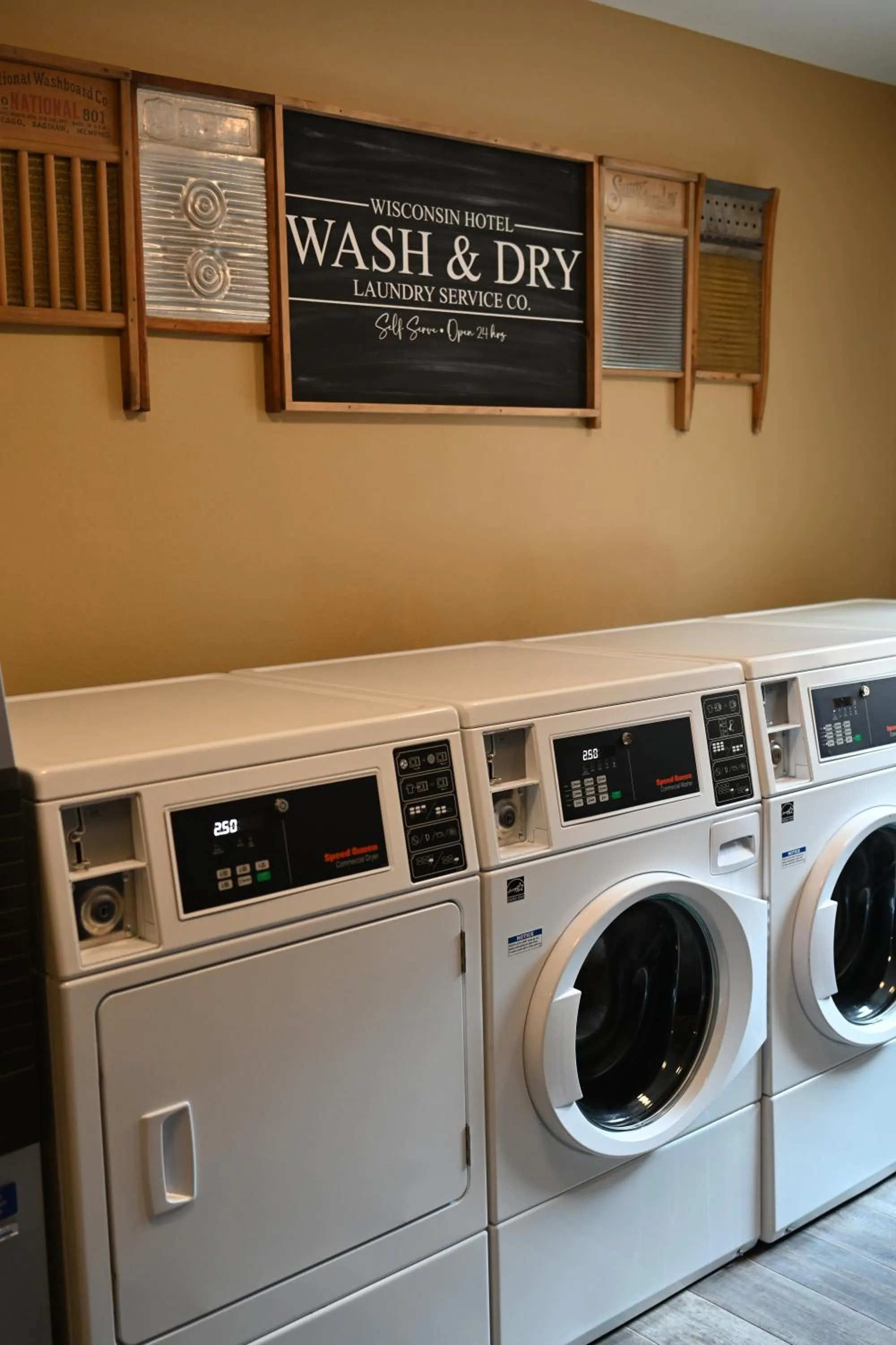 laundry in The Wisconsin Hotel & Conference Center