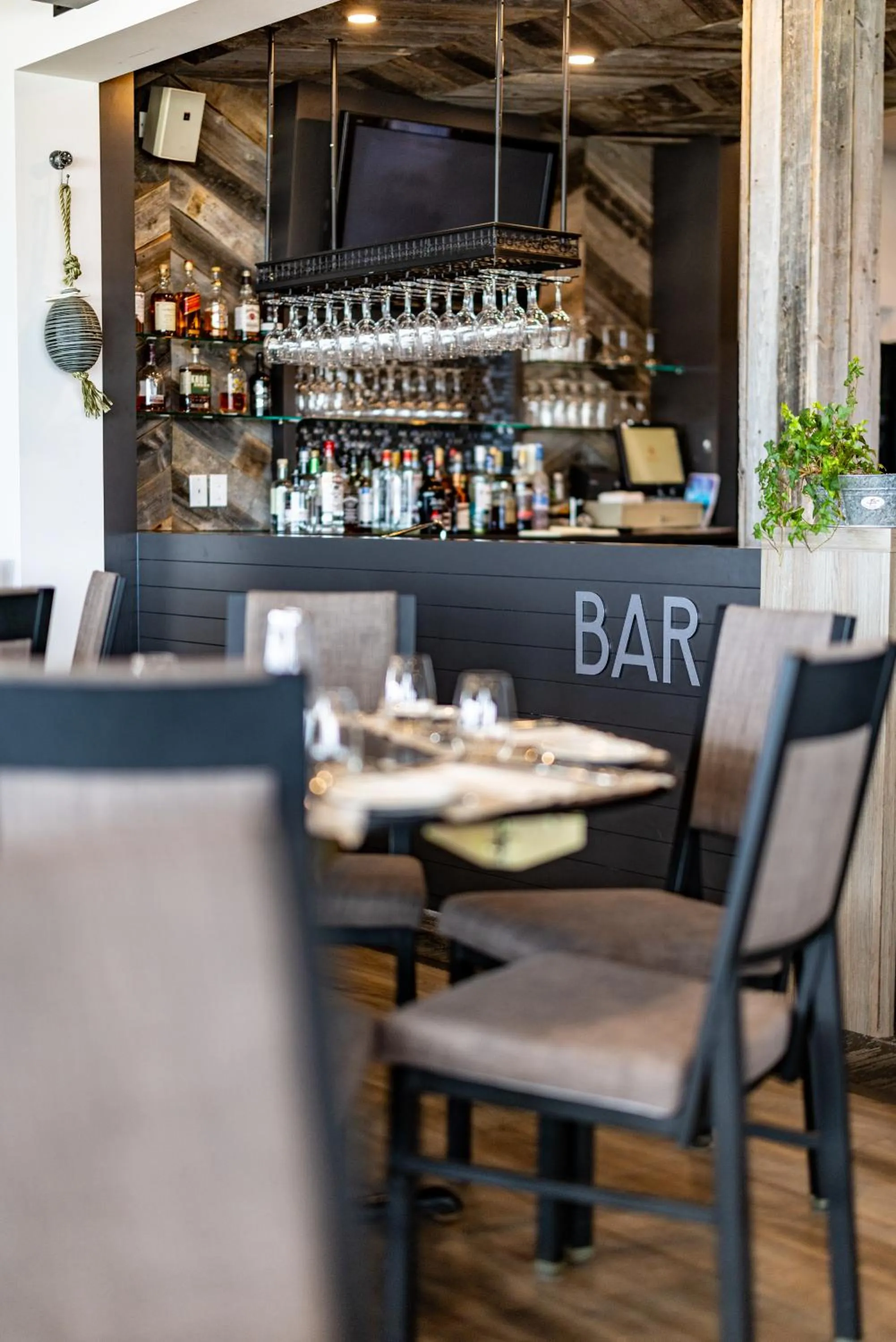 Restaurant/places to eat in Le Gaspesiana