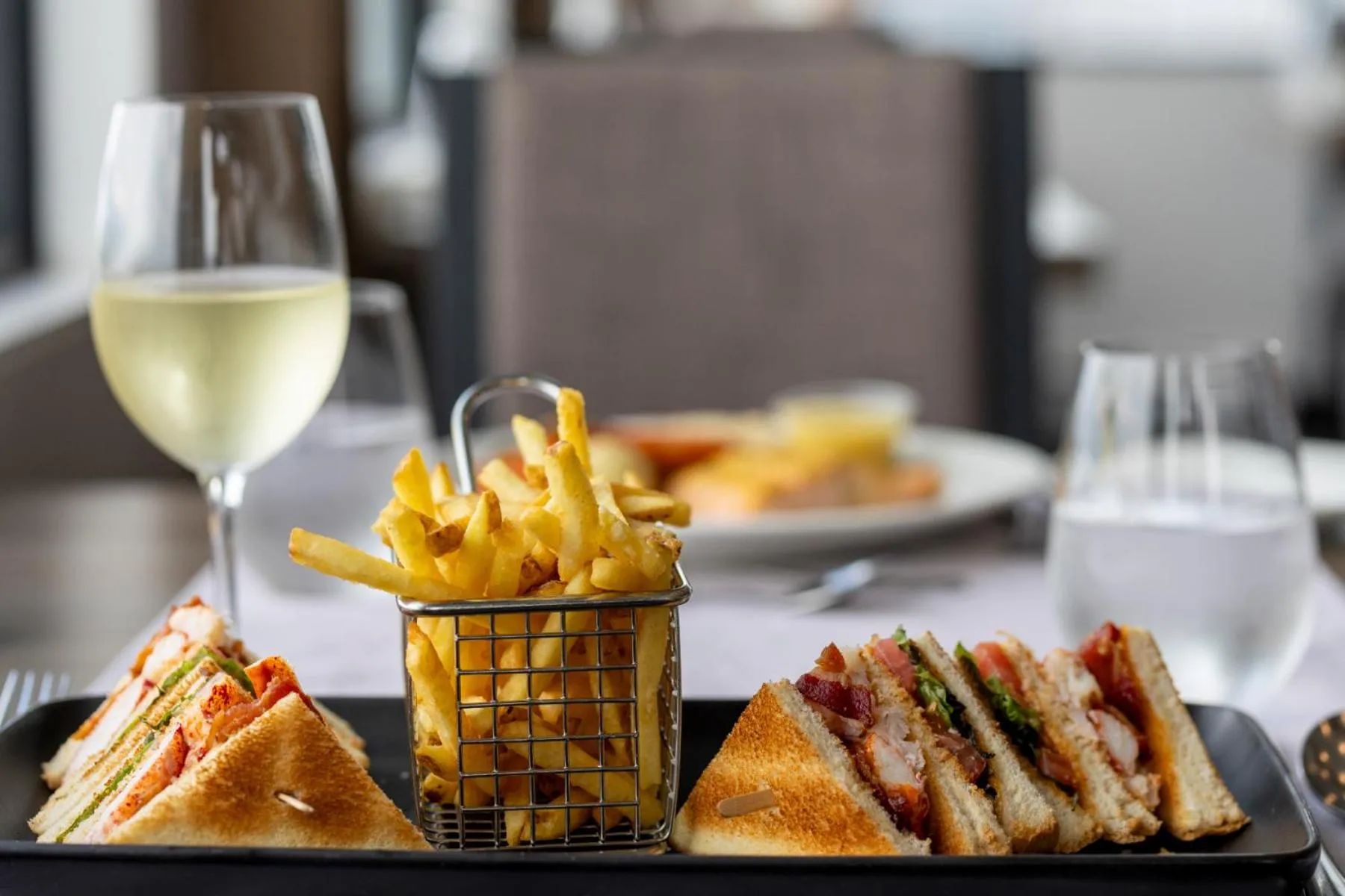 Restaurant/places to eat in Le Gaspesiana