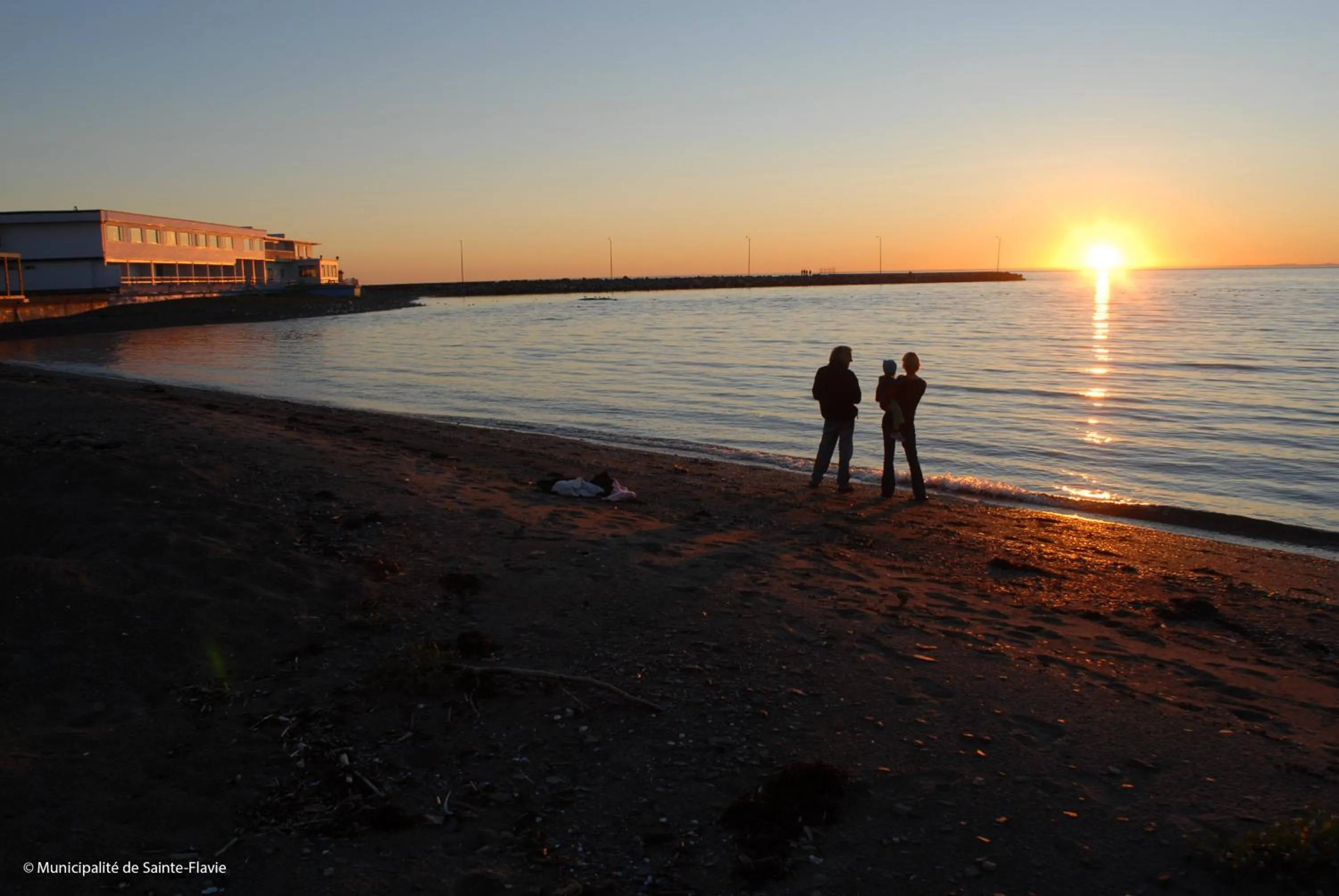 Facade/entrance in Le Gaspesiana