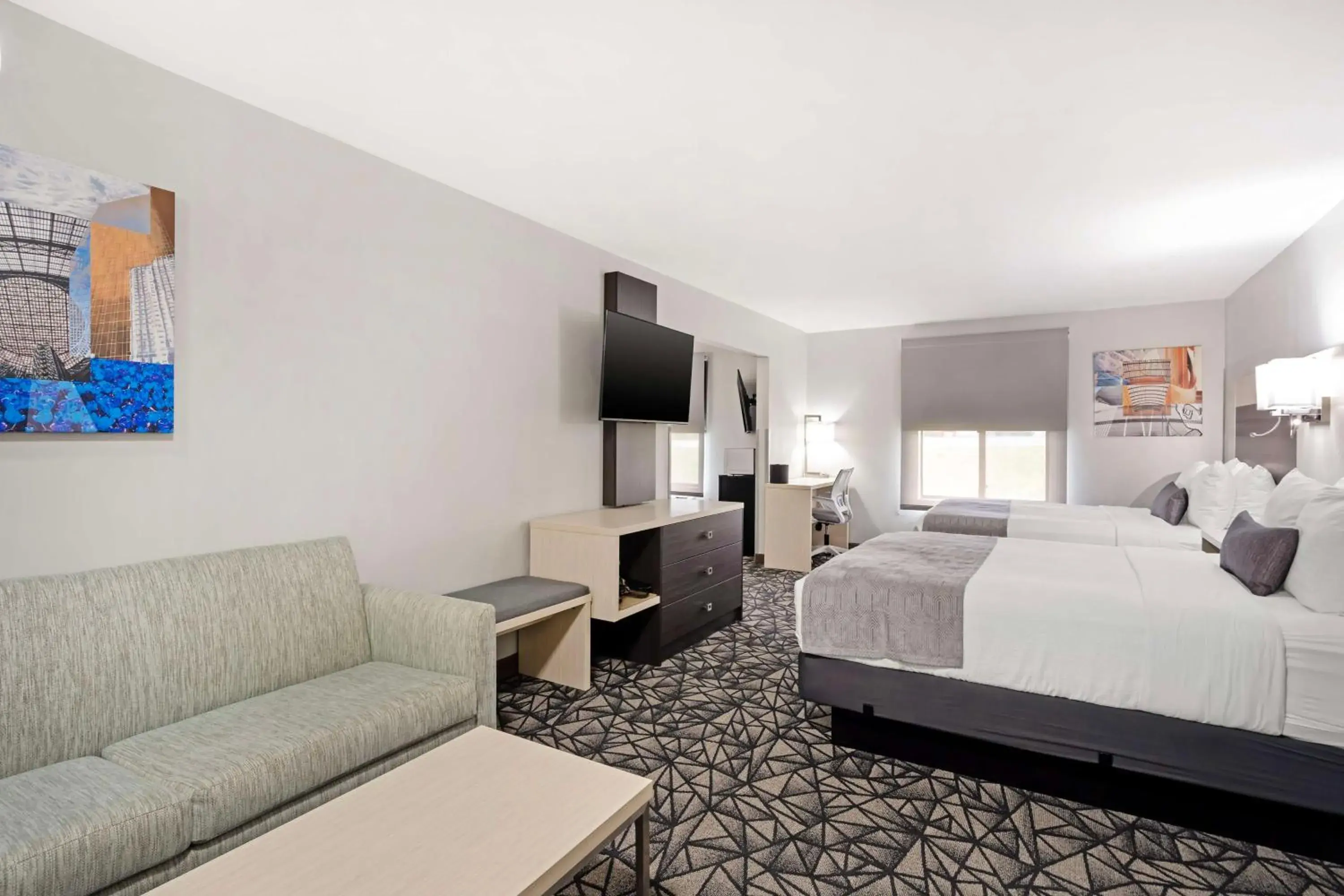 Photo of the whole room, Bed in Best Western Morton Inn Photo of the whole room, Bed in Best Western Morton Inn