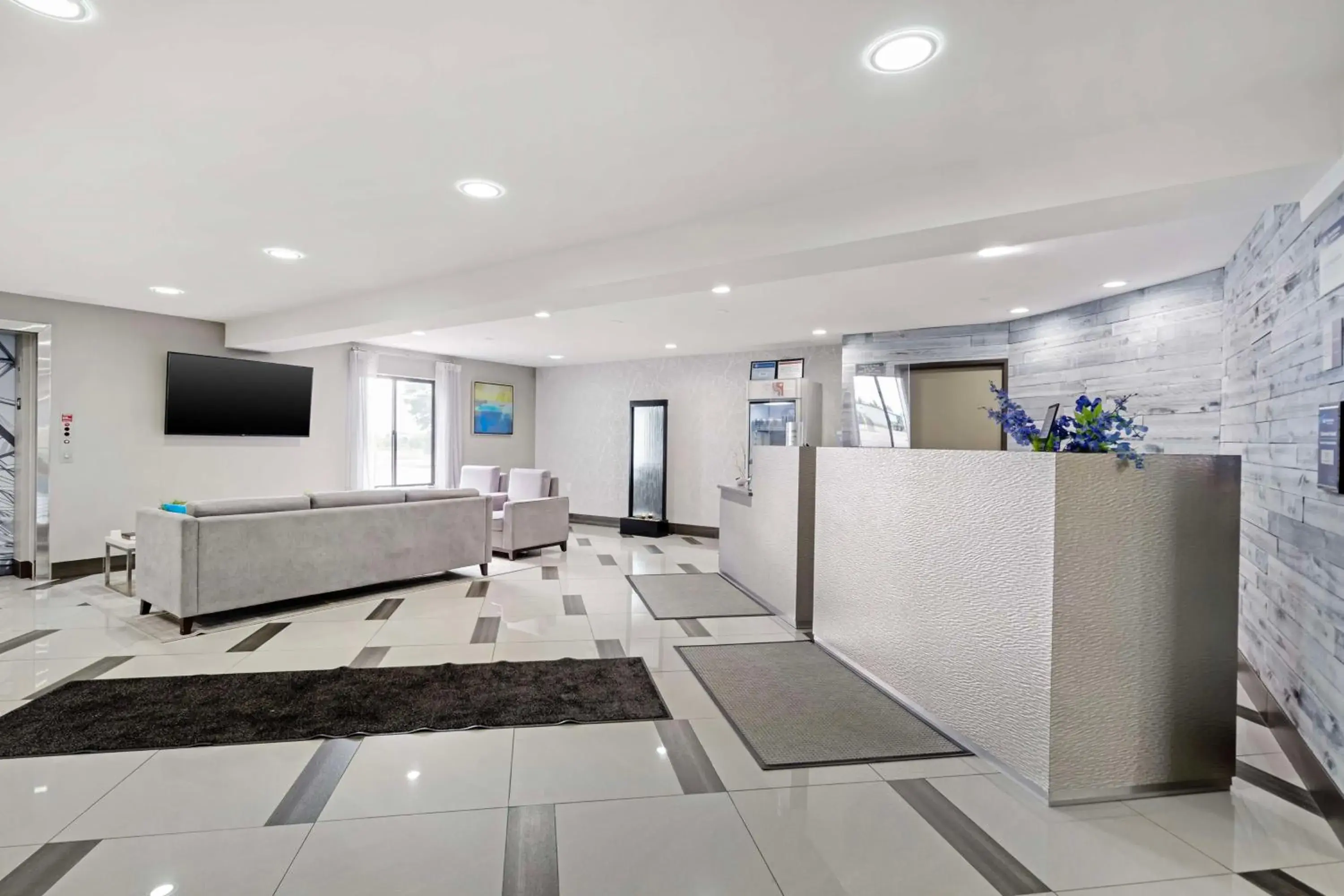 Lobby or reception in Best Western Morton Inn Lobby or reception in Best Western Morton Inn