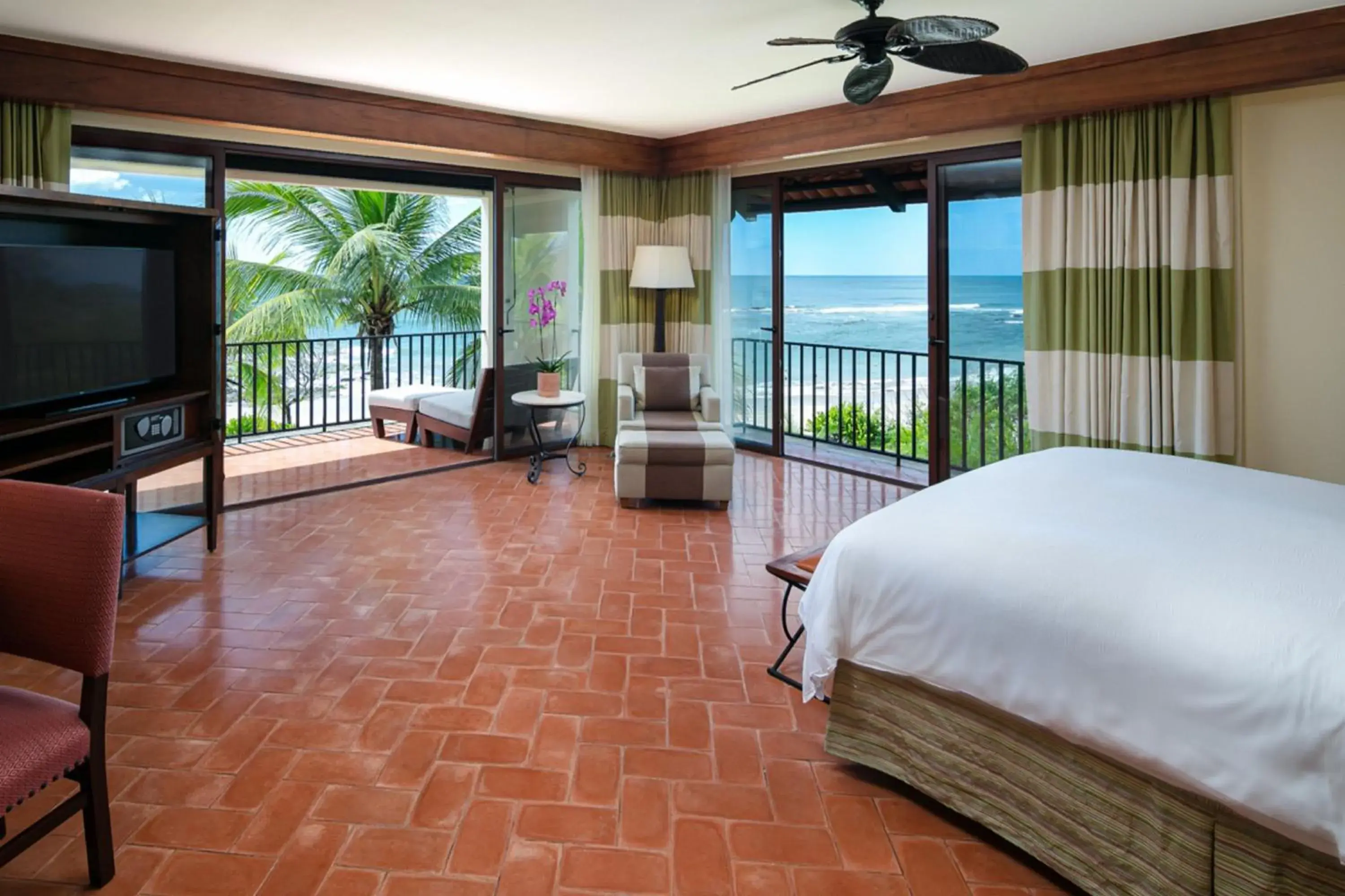 1 Bedroom Suite, 1 King, Bathrooms: 1.5, Oceanfront, Balcony in JW Marriott Guanacaste Resort & Spa 1 Bedroom Suite, 1 King, Bathrooms: 1.5, Oceanfront, Balcony in JW Marriott Guanacaste Resort & Spa