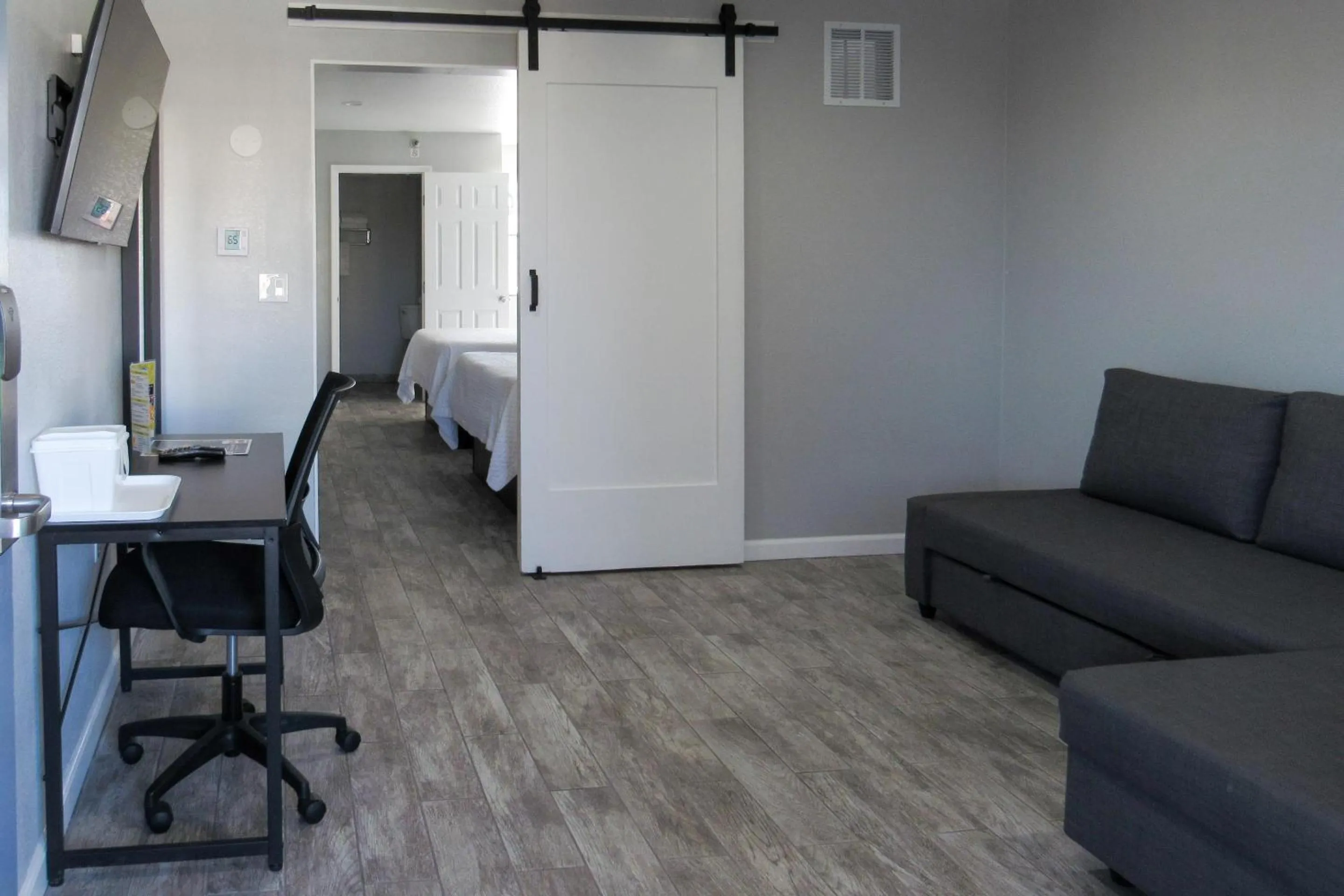 Bedroom in Capri Suites Anaheim