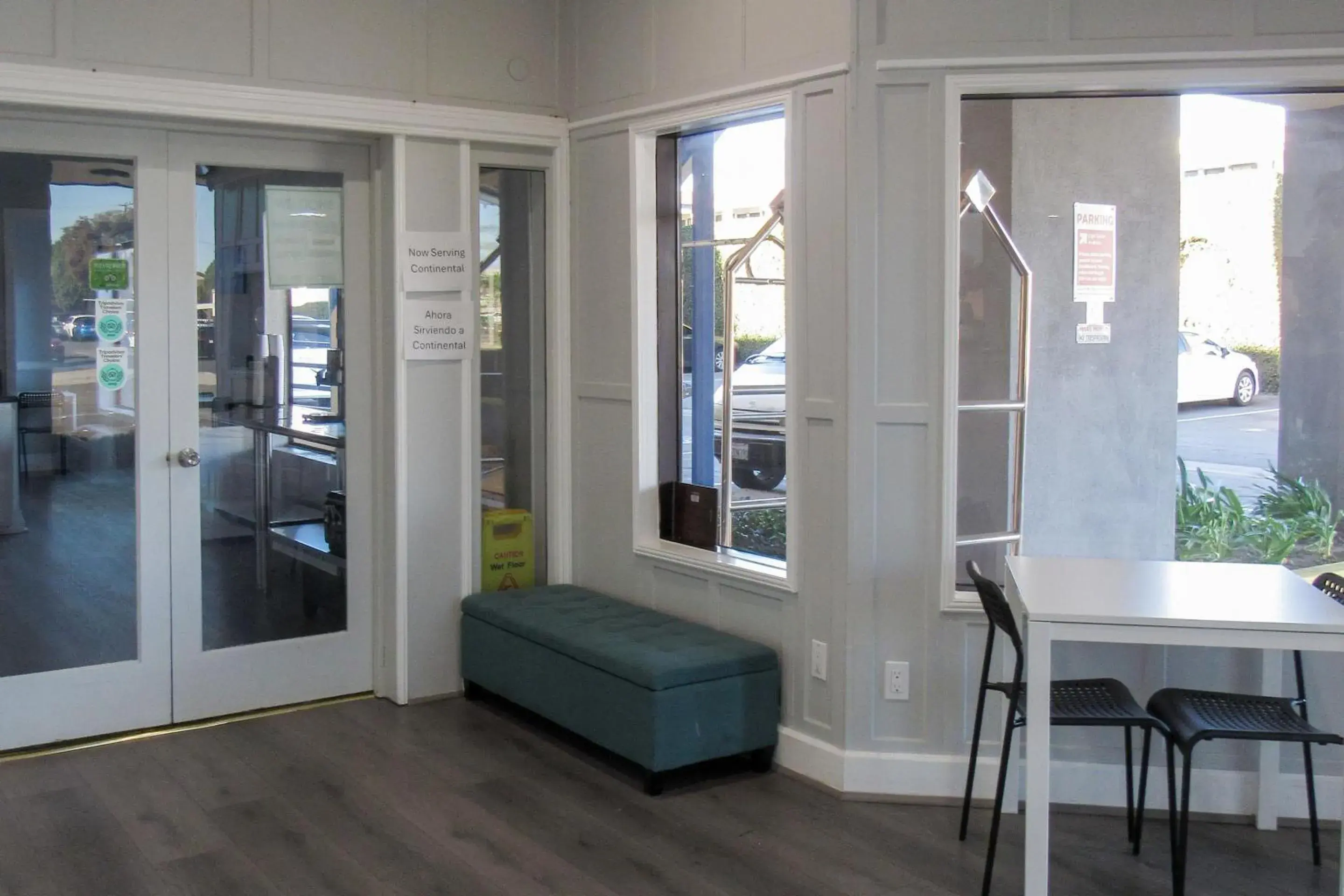 Breakfast in Capri Suites Anaheim Breakfast in Capri Suites Anaheim