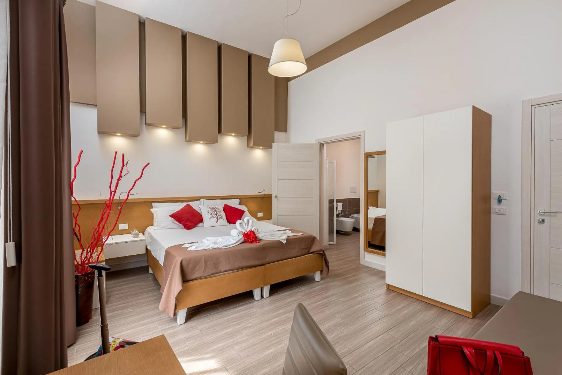 Photo of the whole room, Bed in Blueeyes