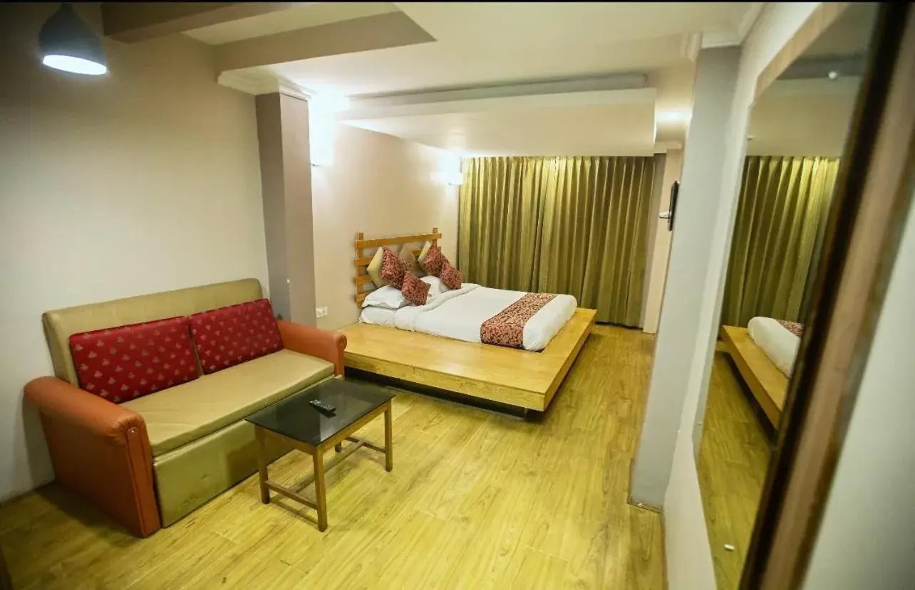 Bed in Hotel Maneck Residency Bed in Hotel Maneck Residency