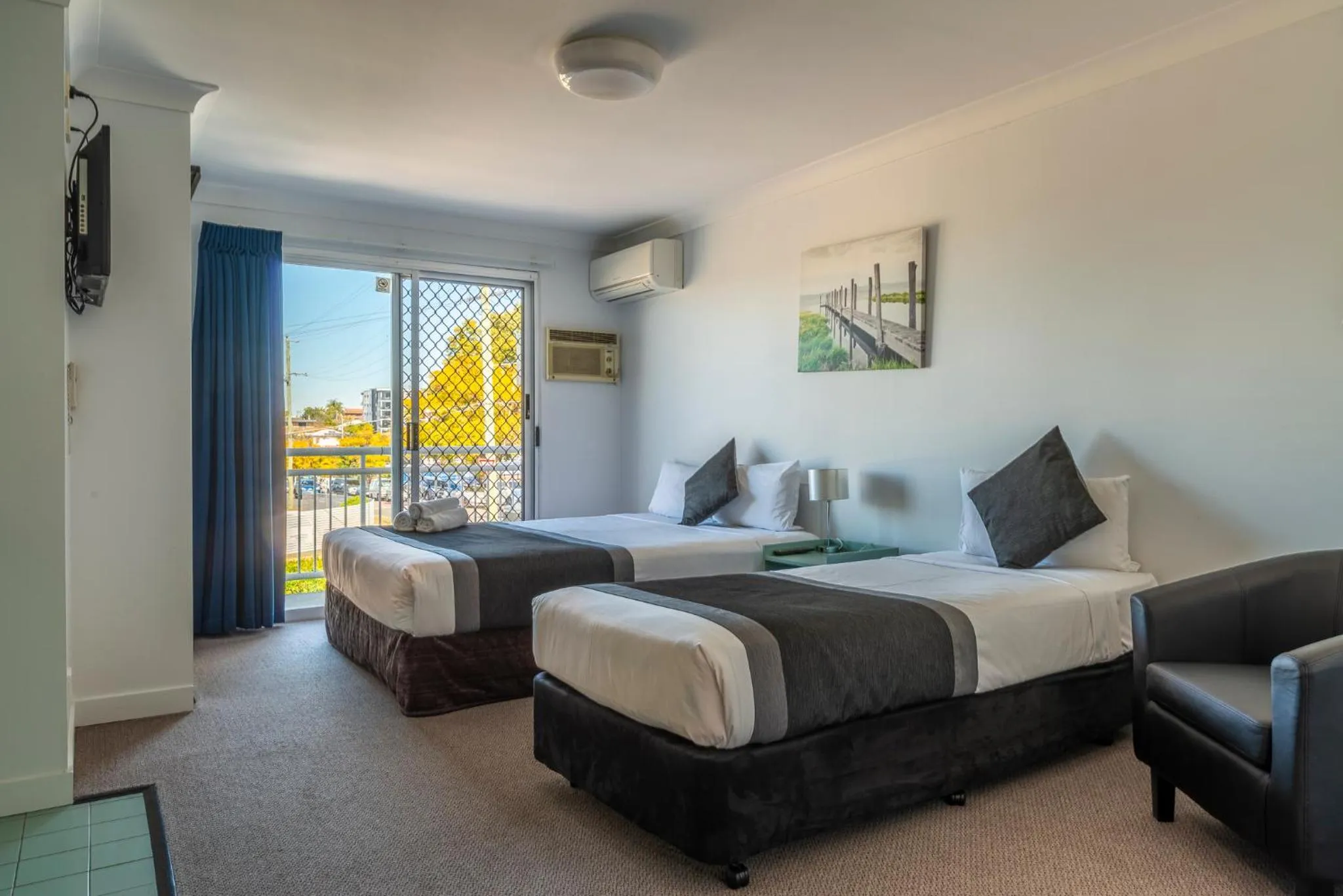 Decorative detail, Bed in Chermside Court Motel