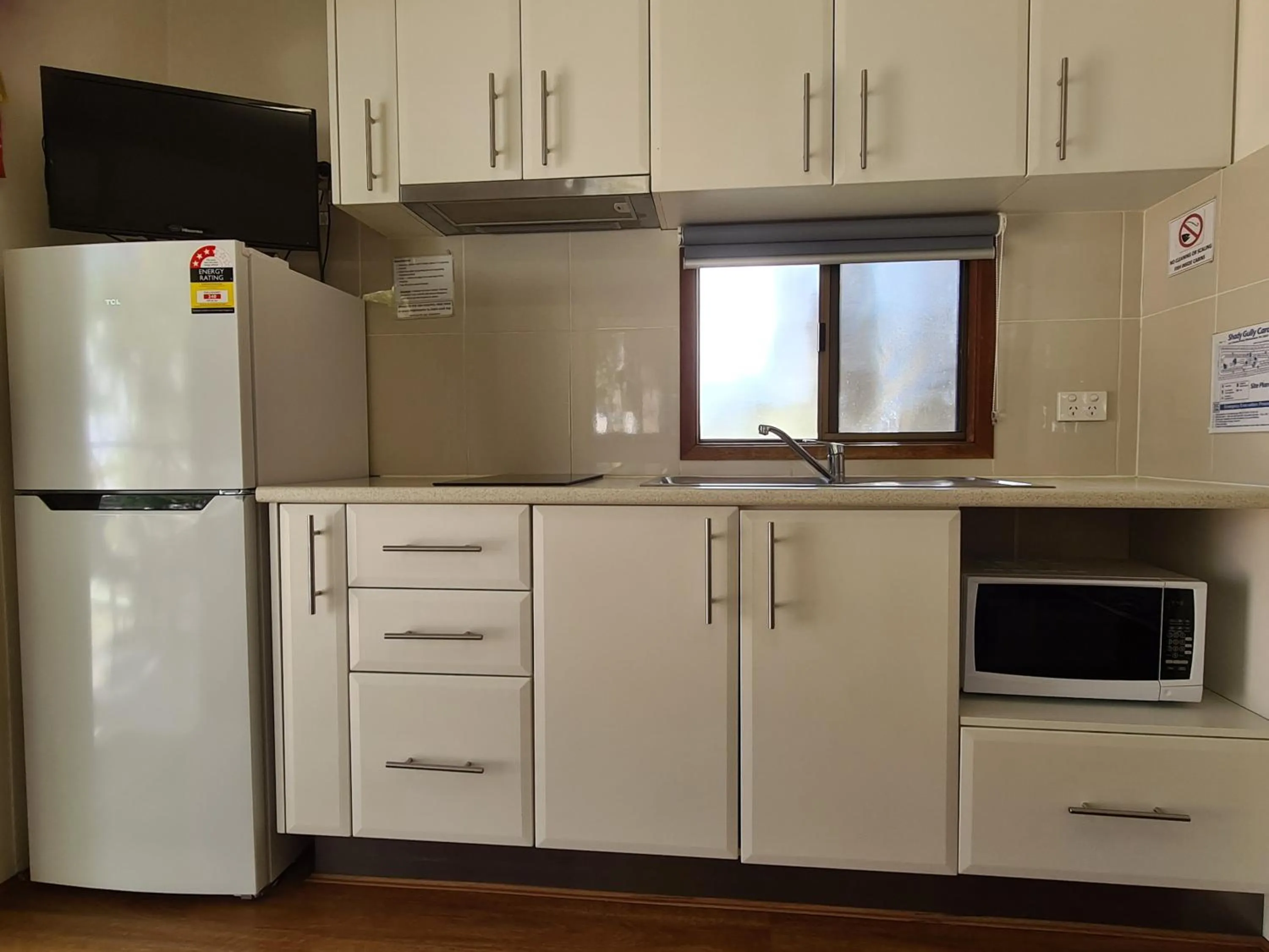 Kitchen or kitchenette in Mallacoota's Shady Gully Caravan Park
