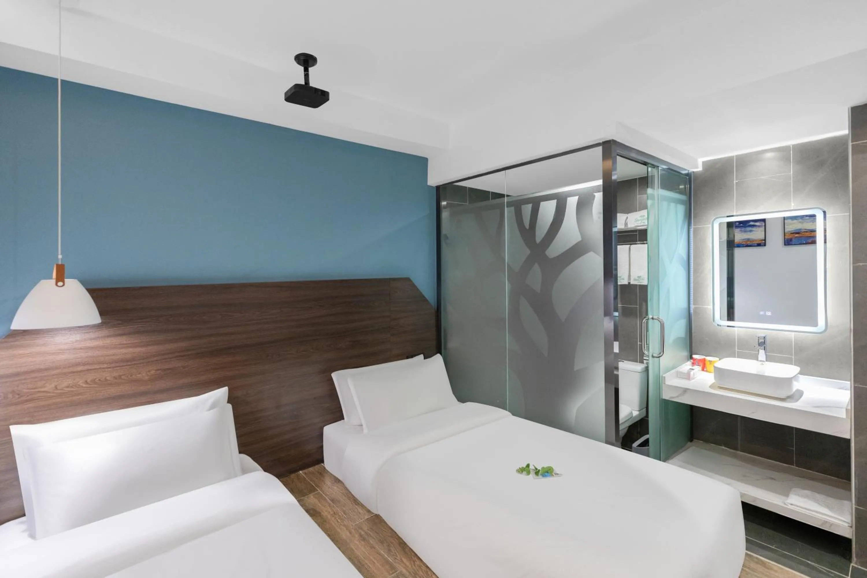 Photo of the whole room in Spring Time Hotel